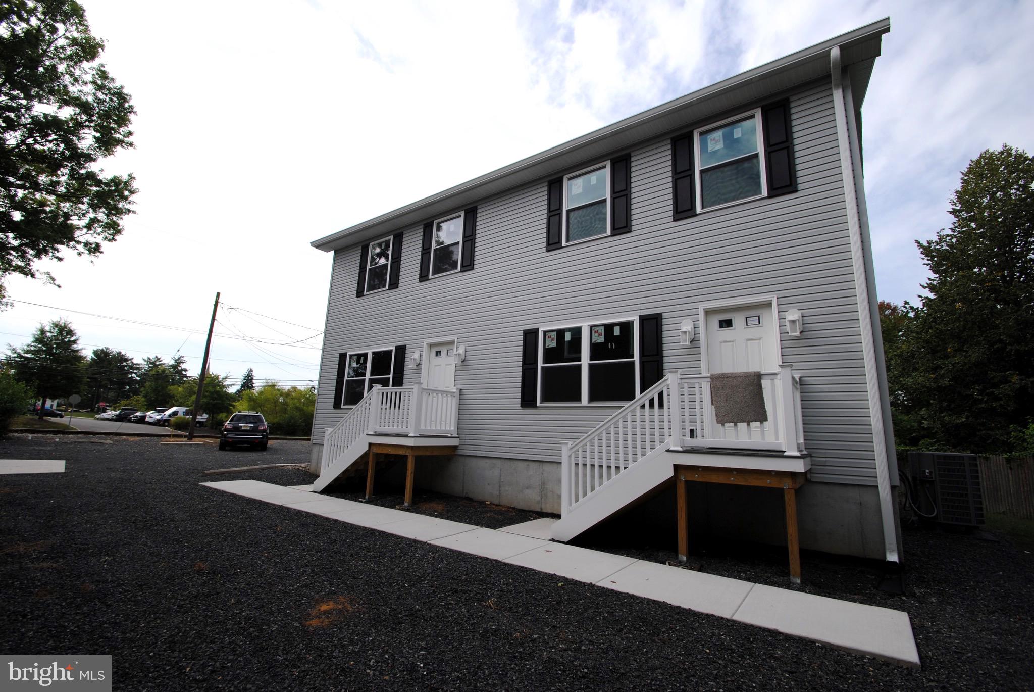 119 W 3RD STREET -121