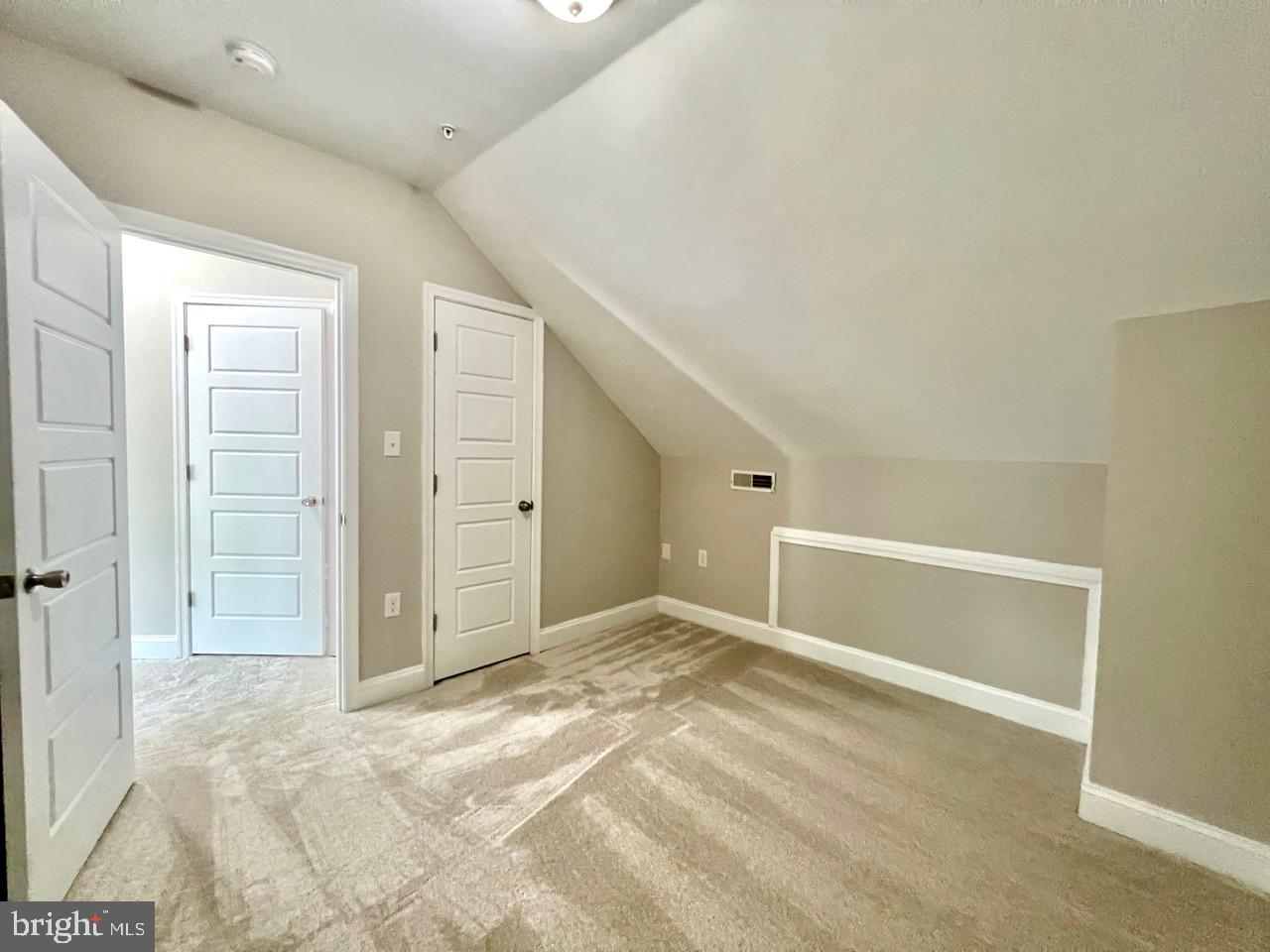 MARTINSBURG CITY - Residential Lease