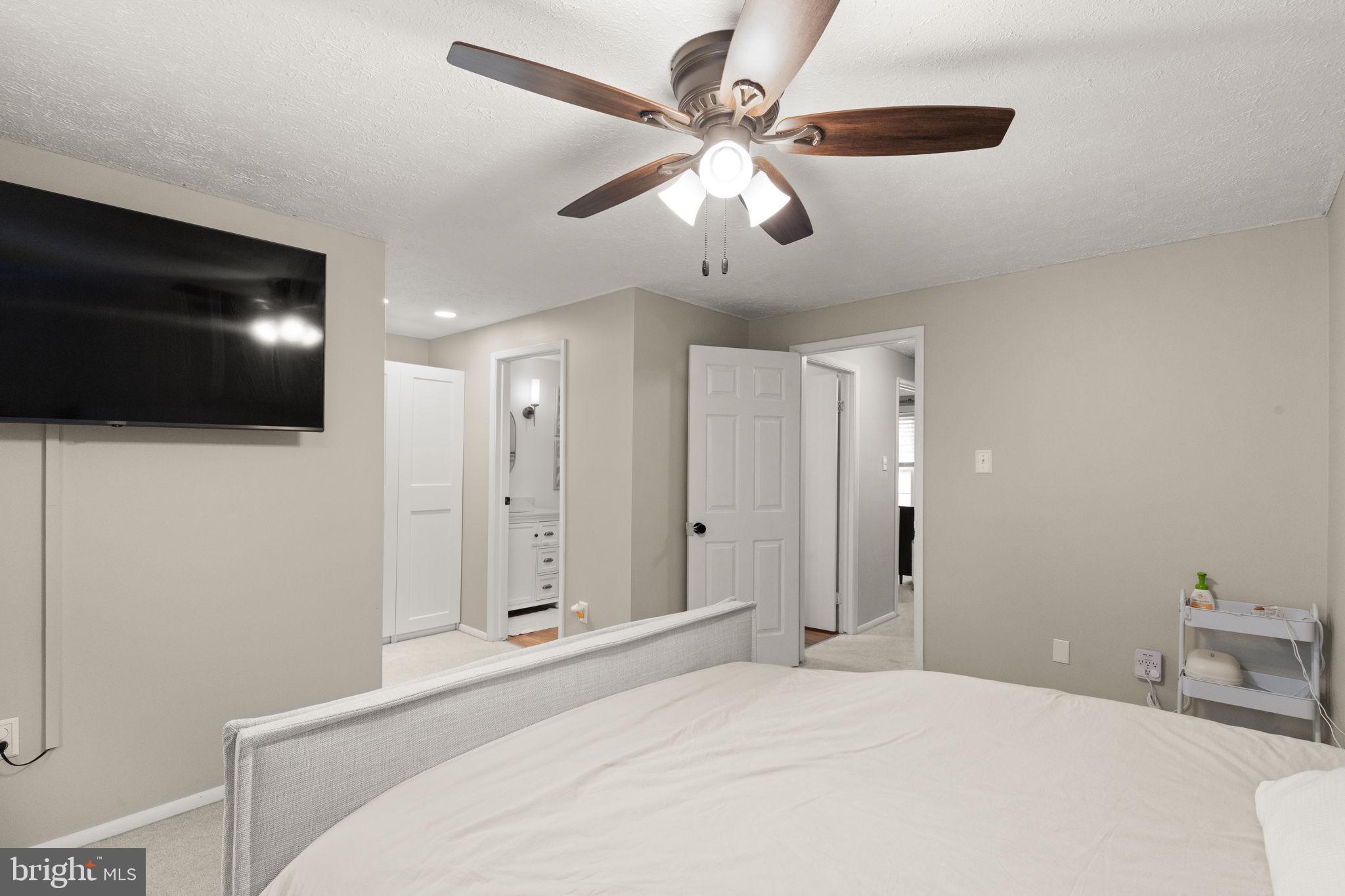 LAUREL VALLEY - Residential