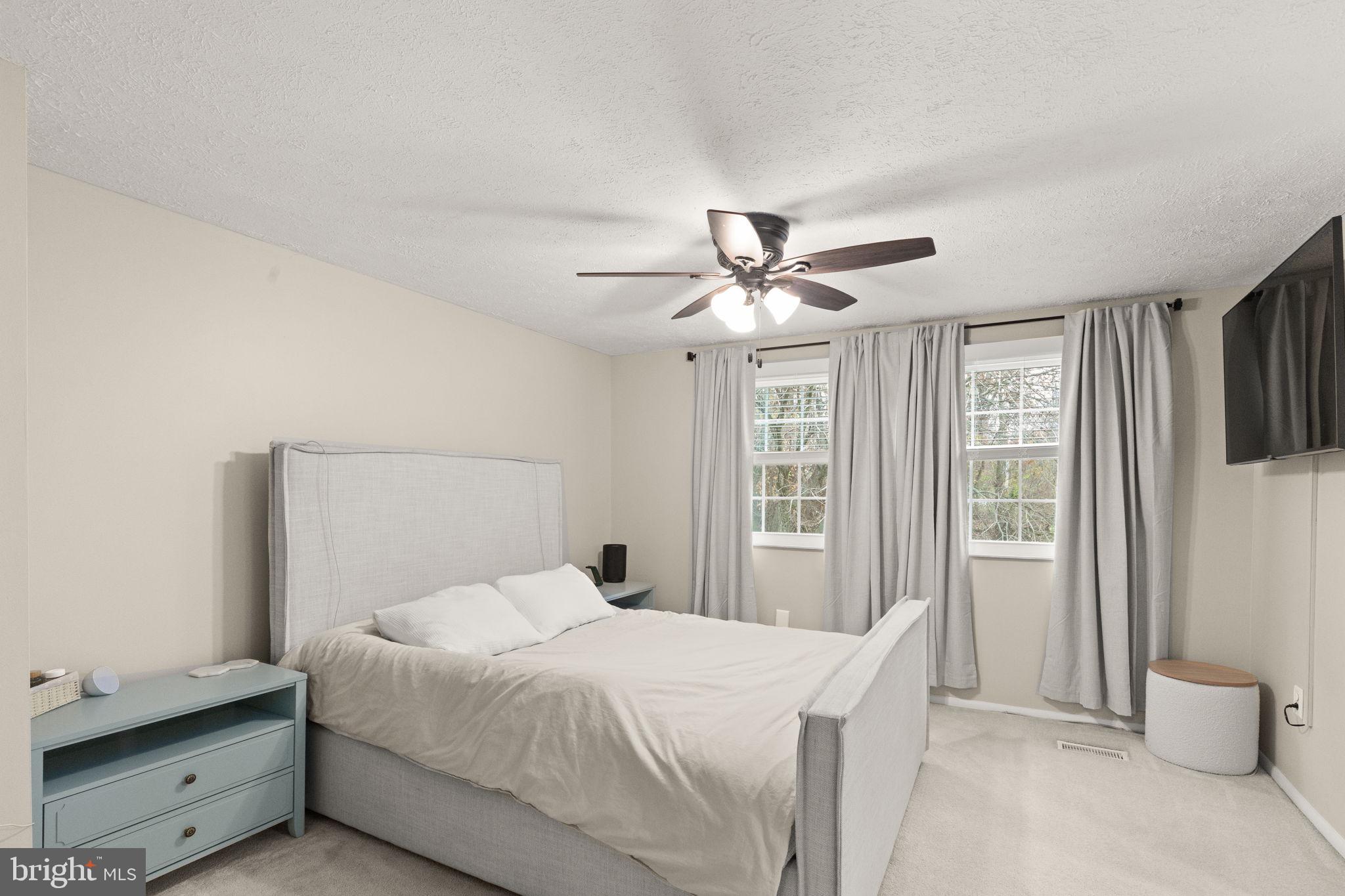 LAUREL VALLEY - Residential