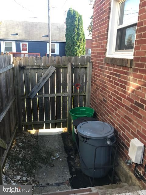 EAST YORK - Residential