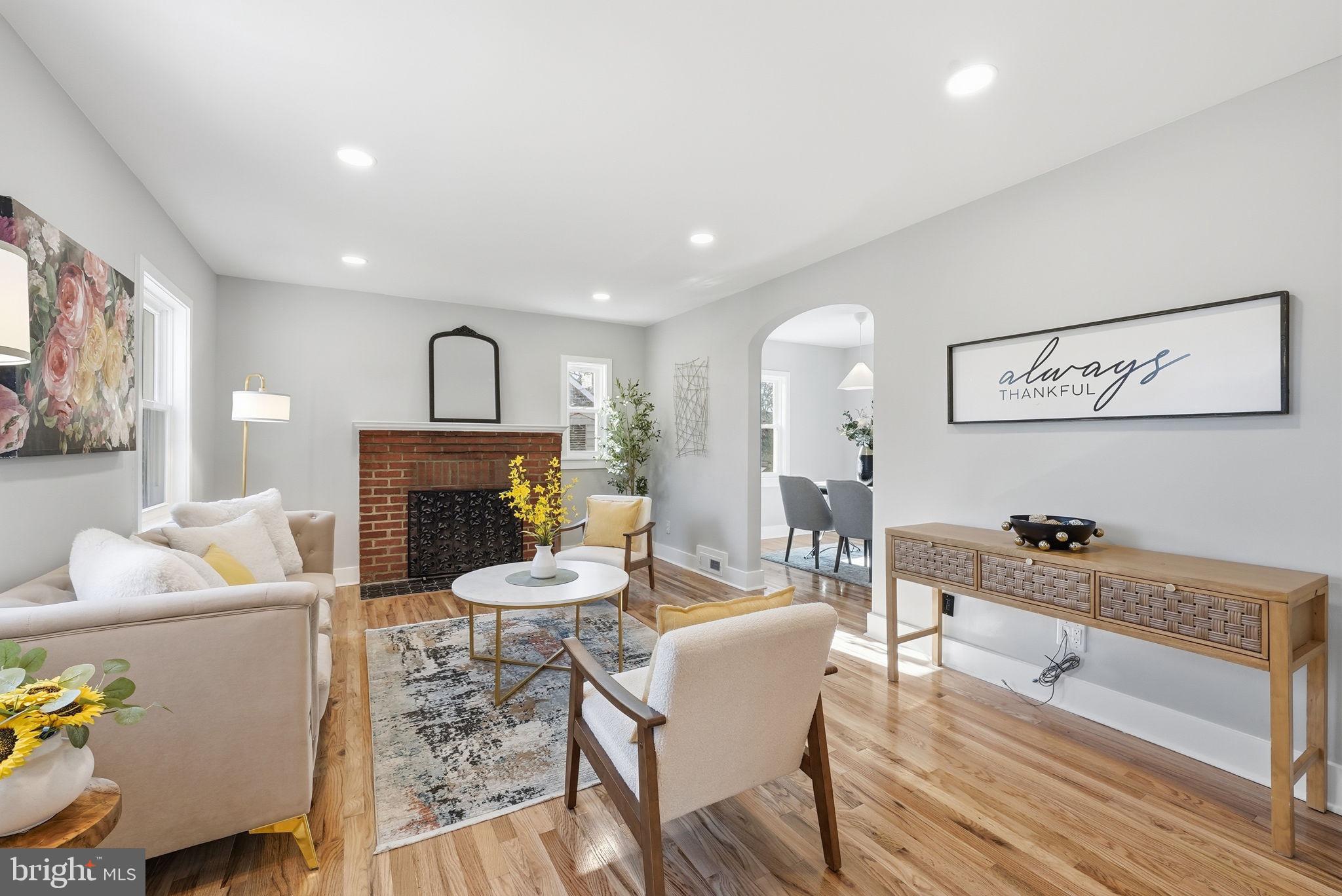 FOREST HILLS - Residential