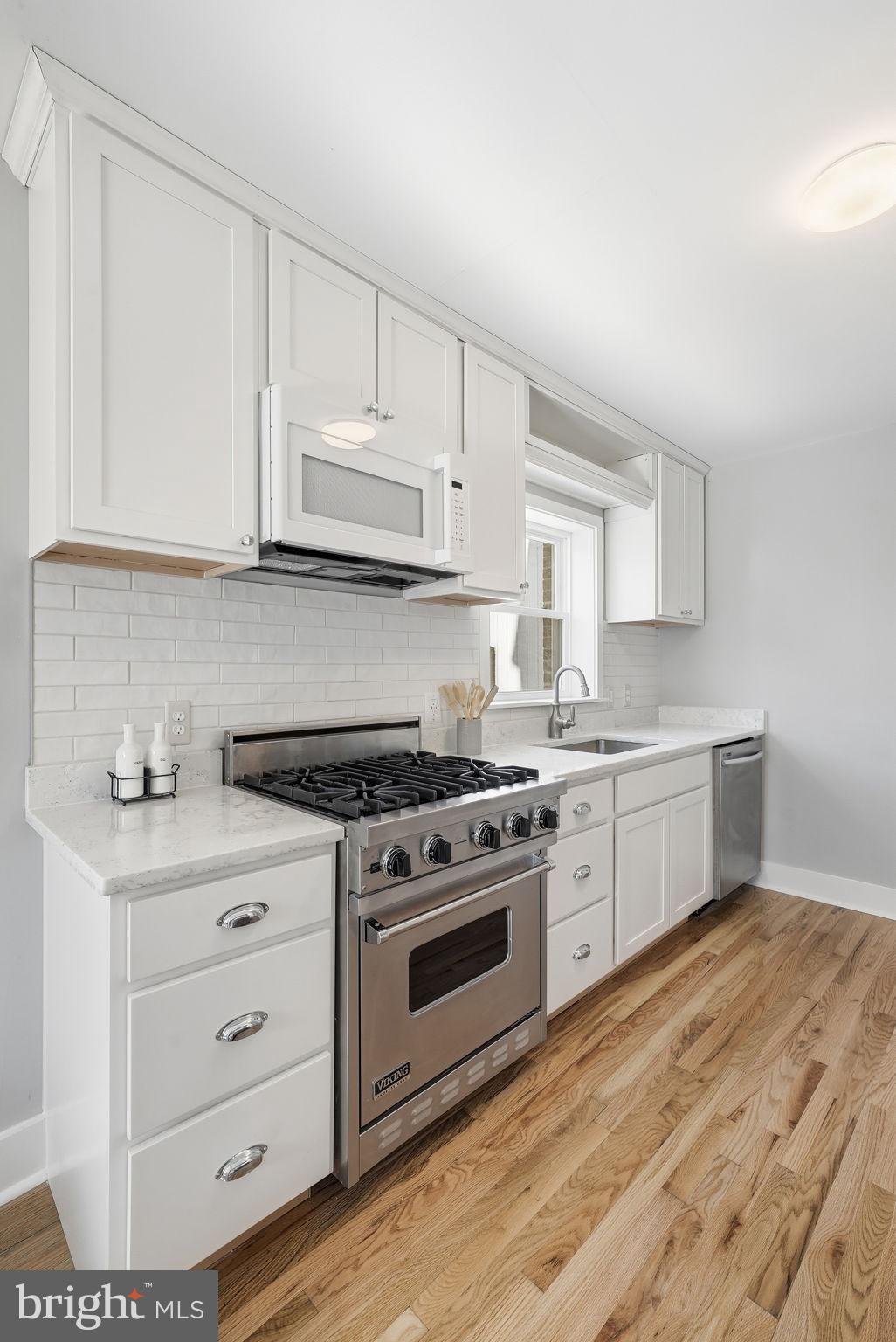 FOREST HILLS - Residential