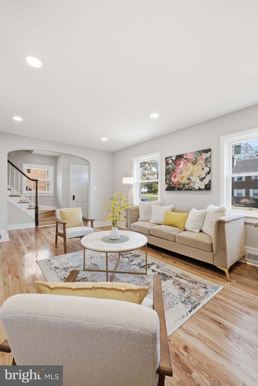 FOREST HILLS - Residential