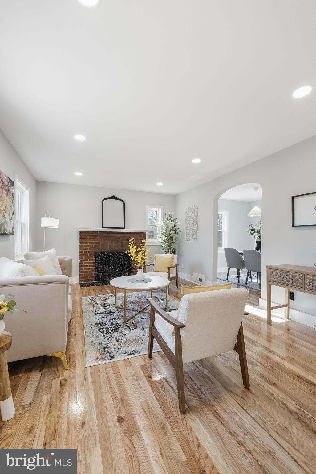 FOREST HILLS - Residential