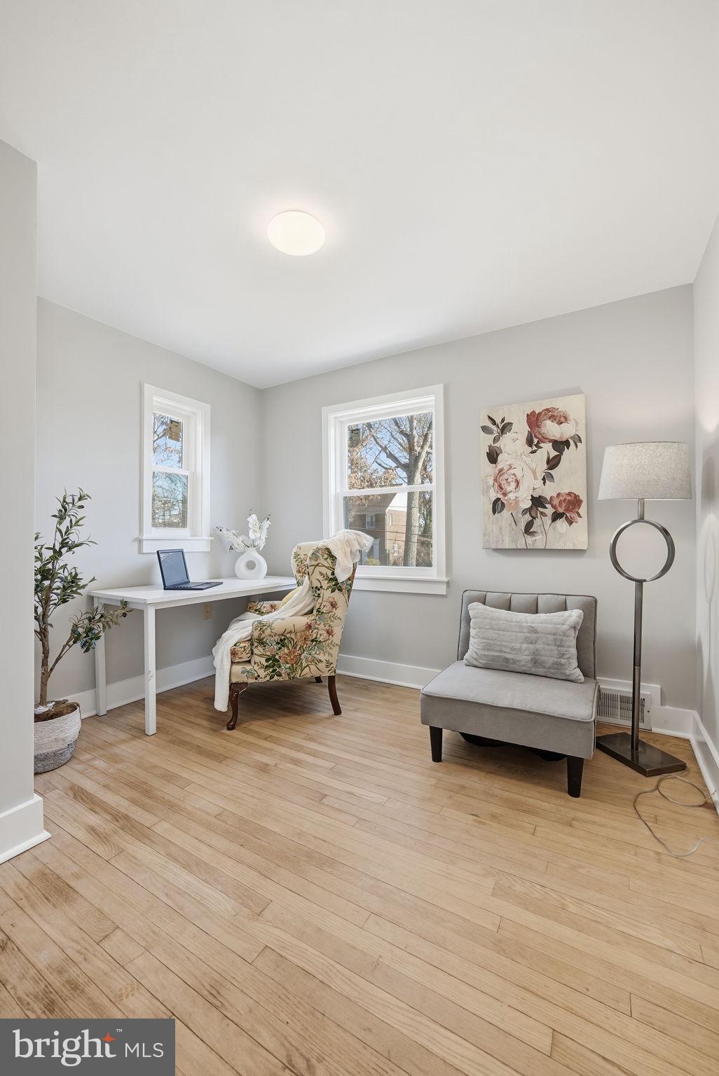 FOREST HILLS - Residential