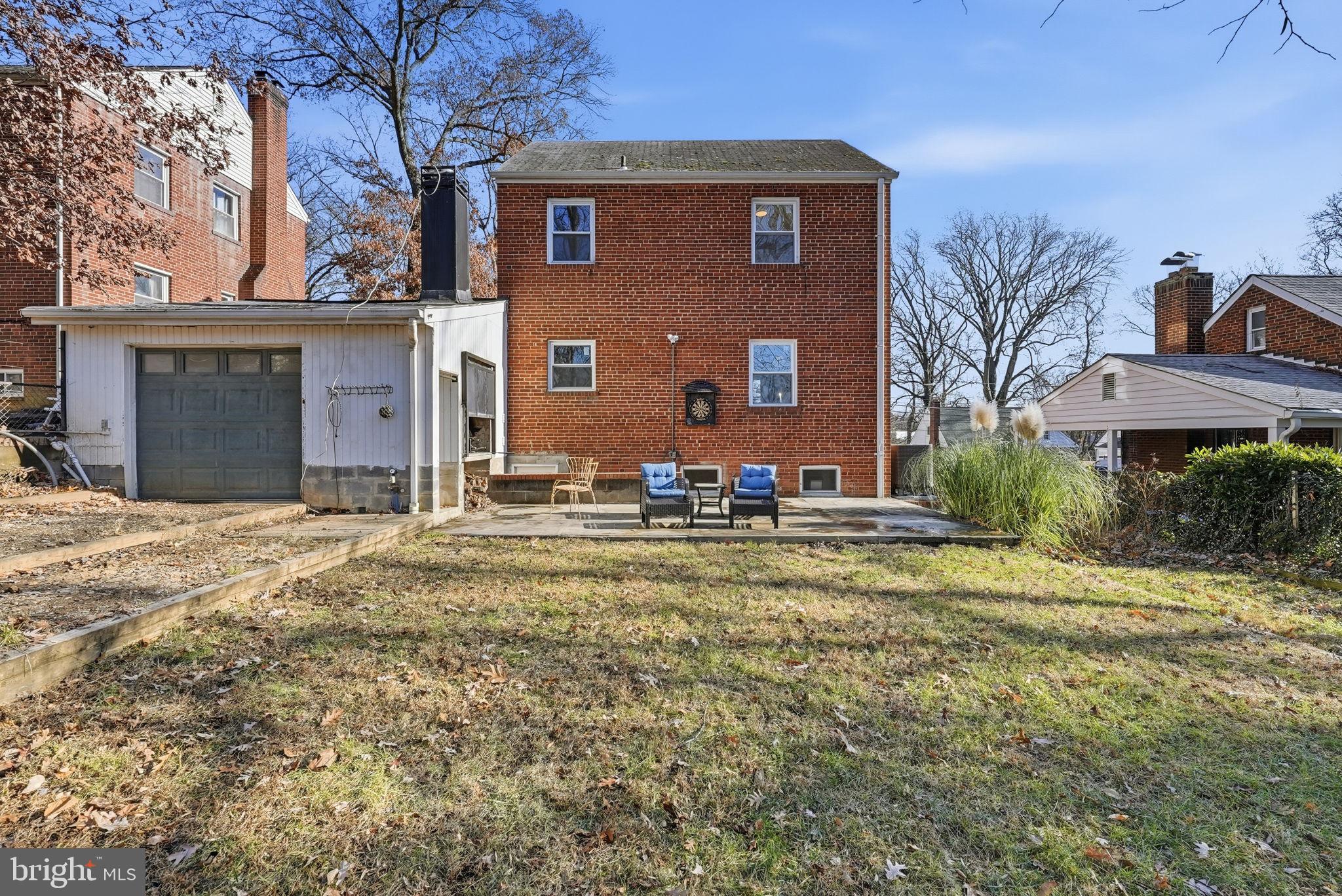 FOREST HILLS - Residential