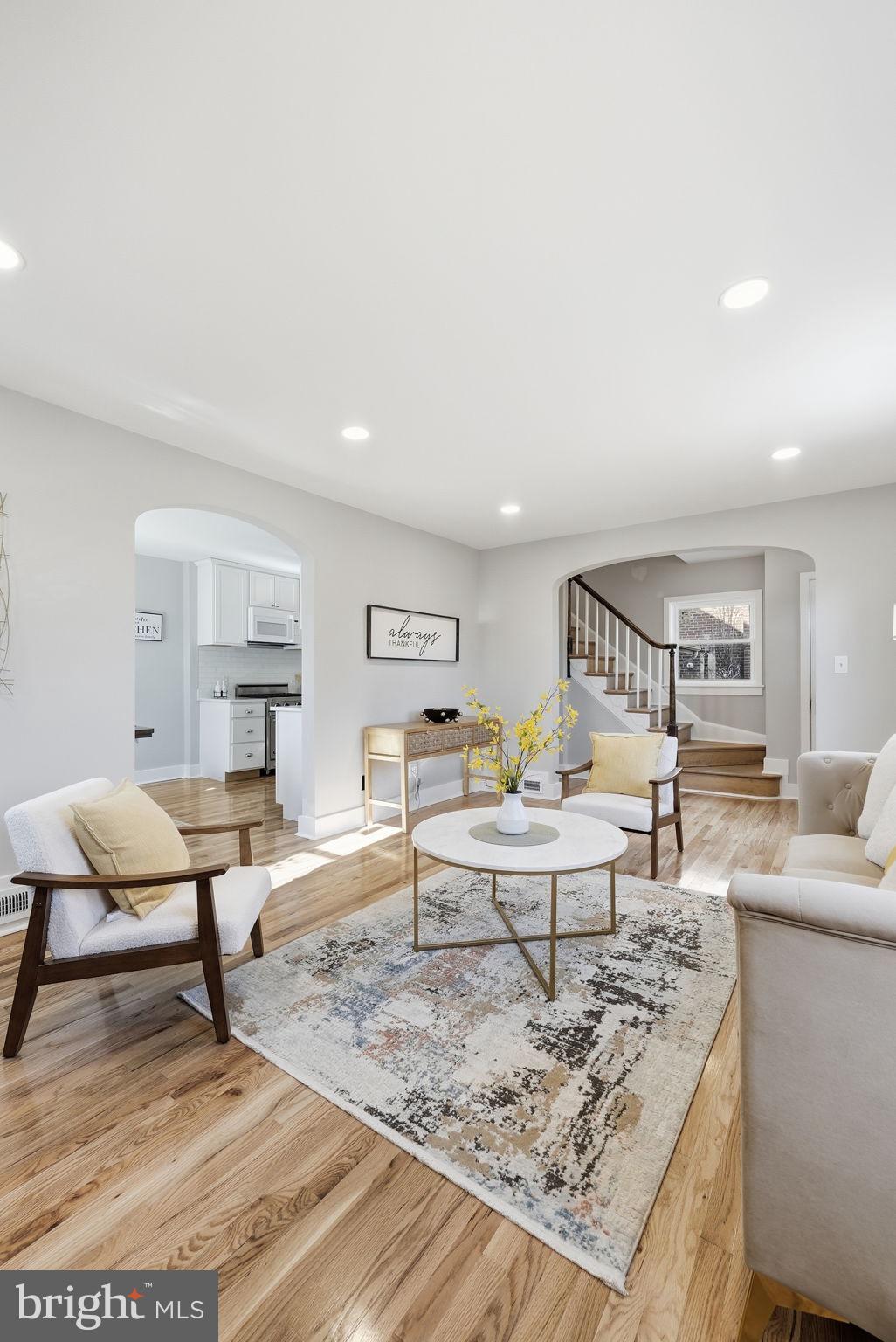 FOREST HILLS - Residential