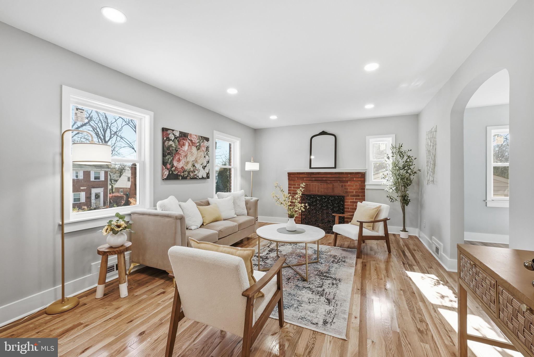 FOREST HILLS - Residential