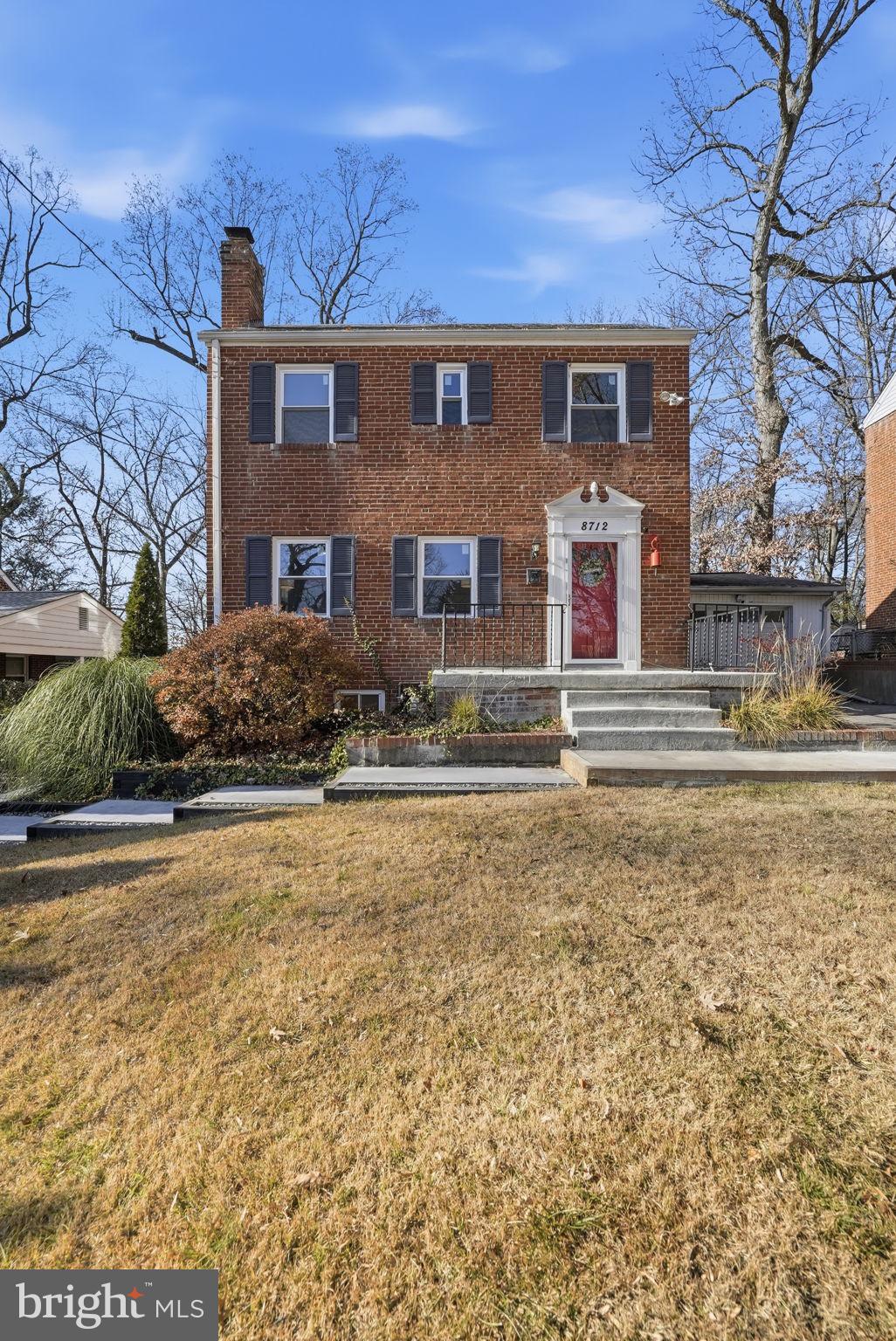 FOREST HILLS - Residential