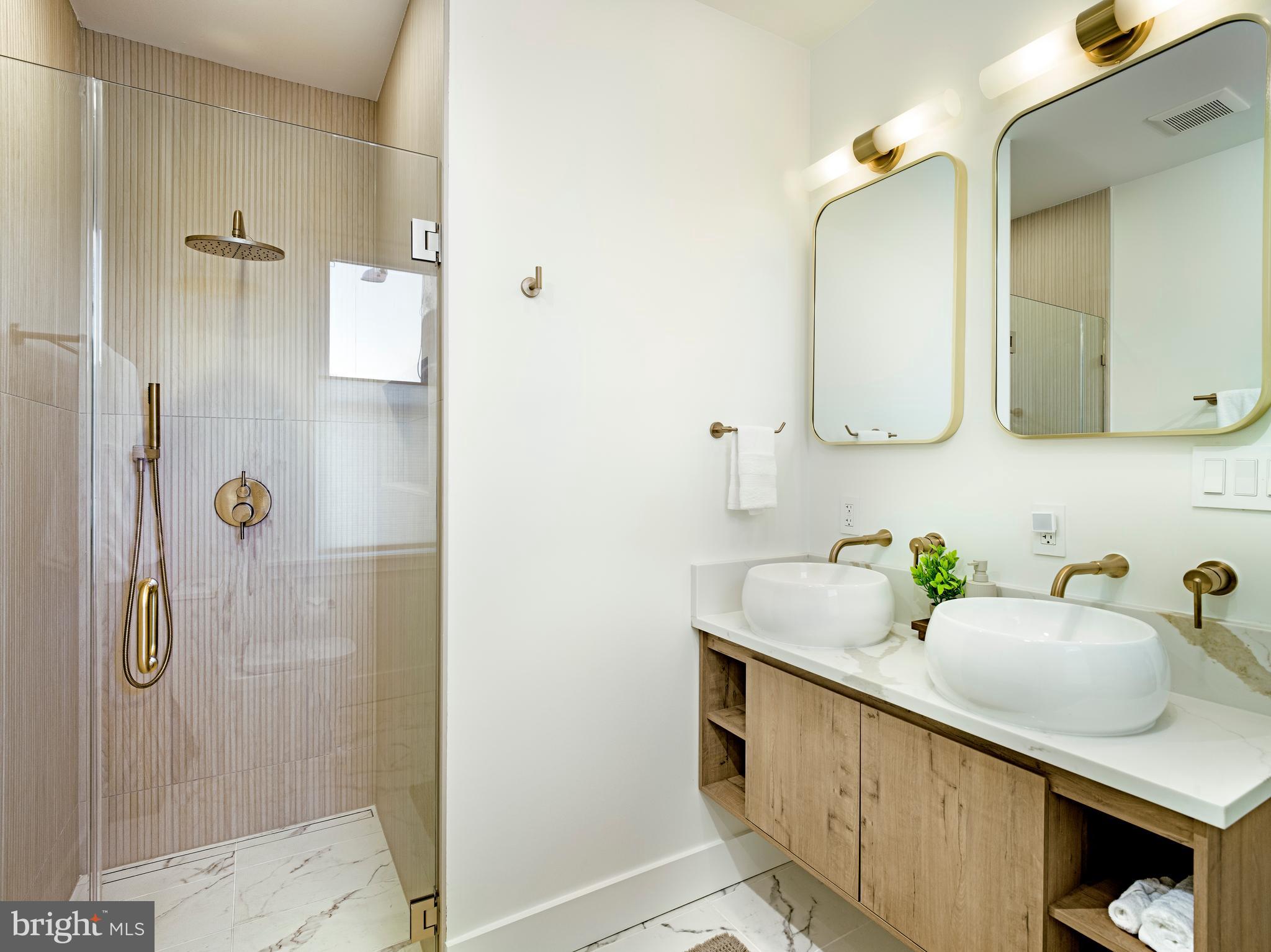 PASSYUNK SQUARE - Residential