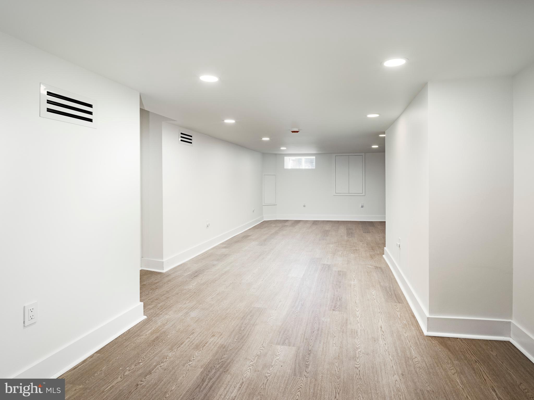 PASSYUNK SQUARE - Residential