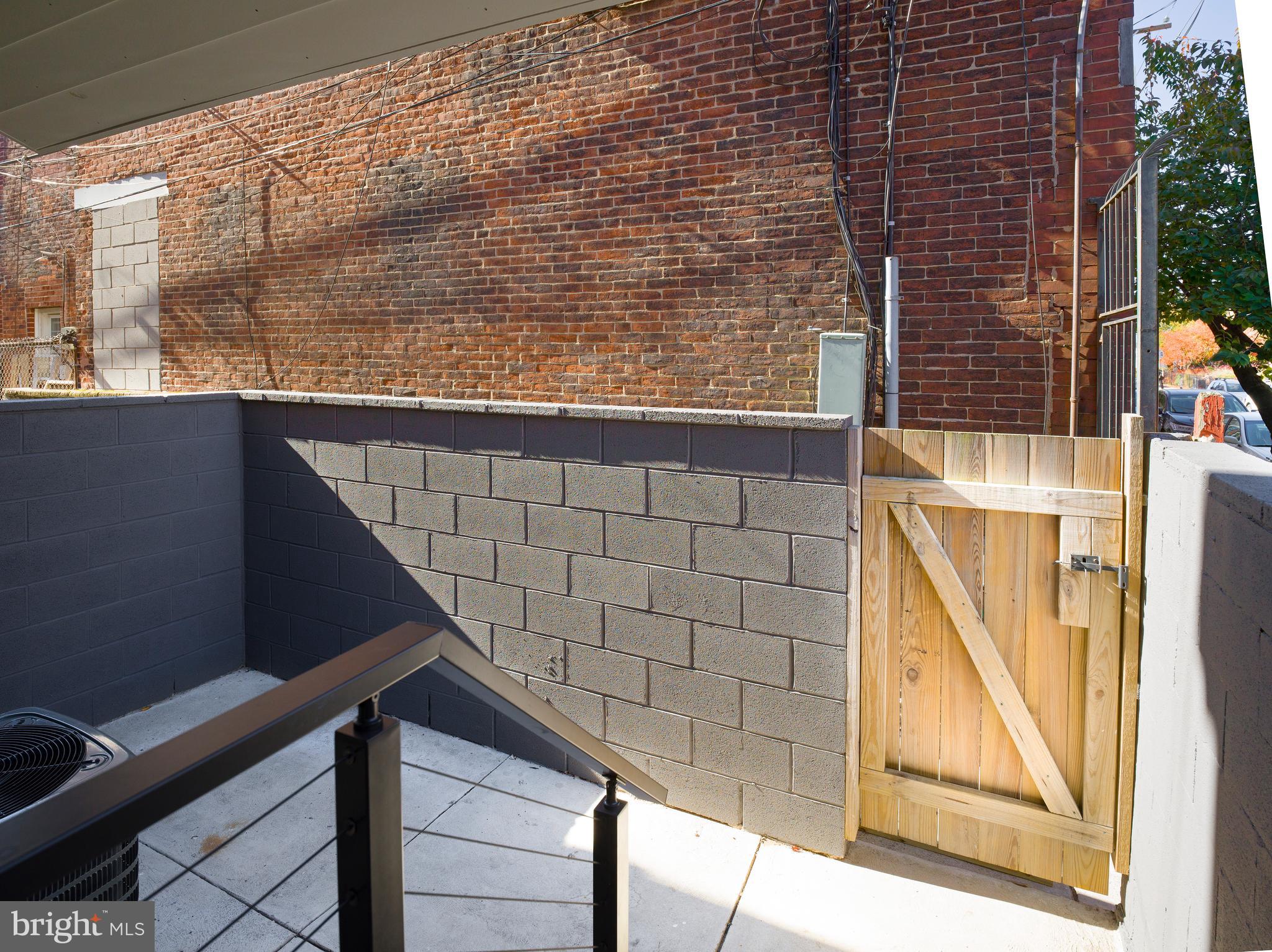 PASSYUNK SQUARE - Residential