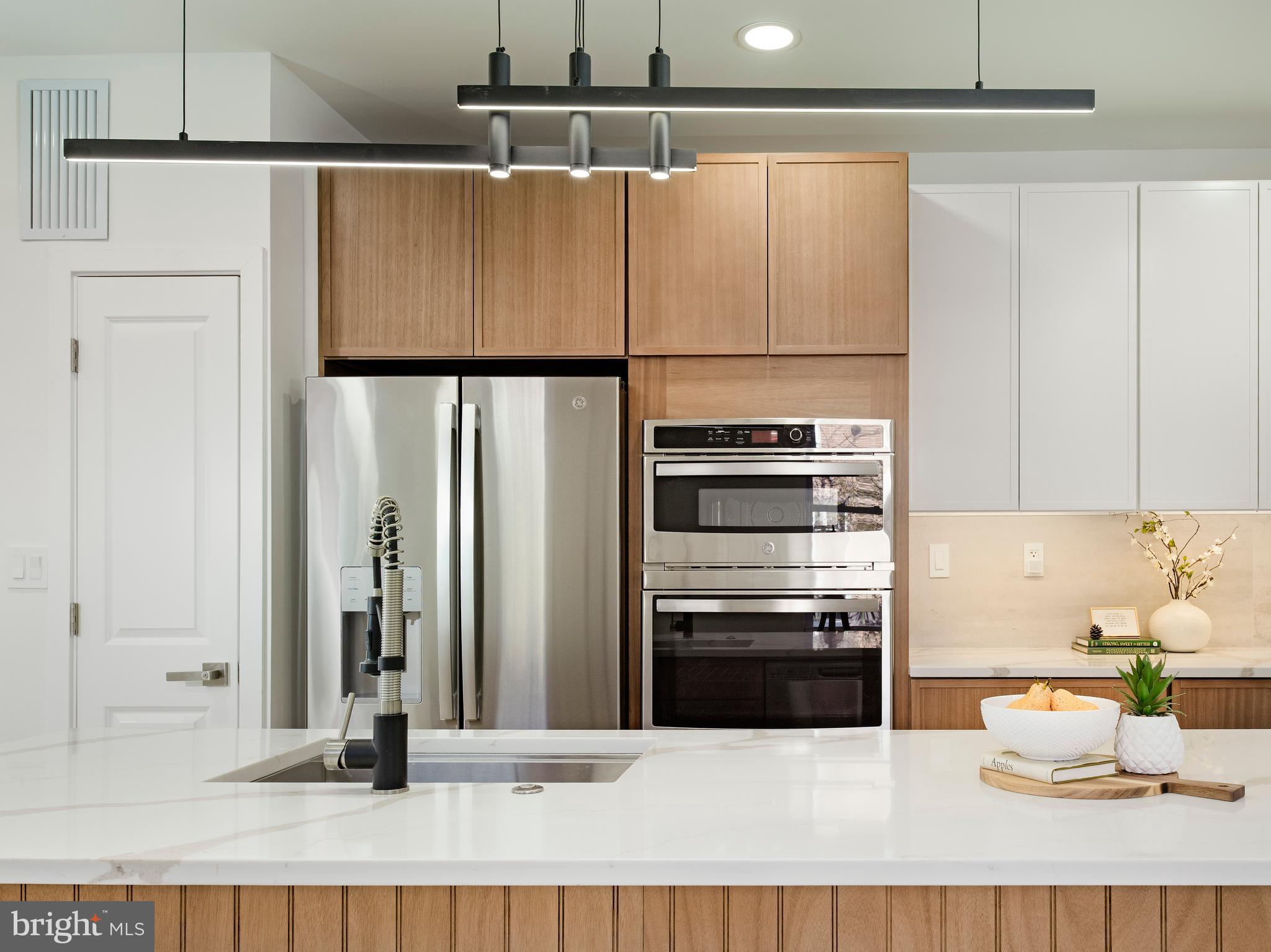 PASSYUNK SQUARE - Residential