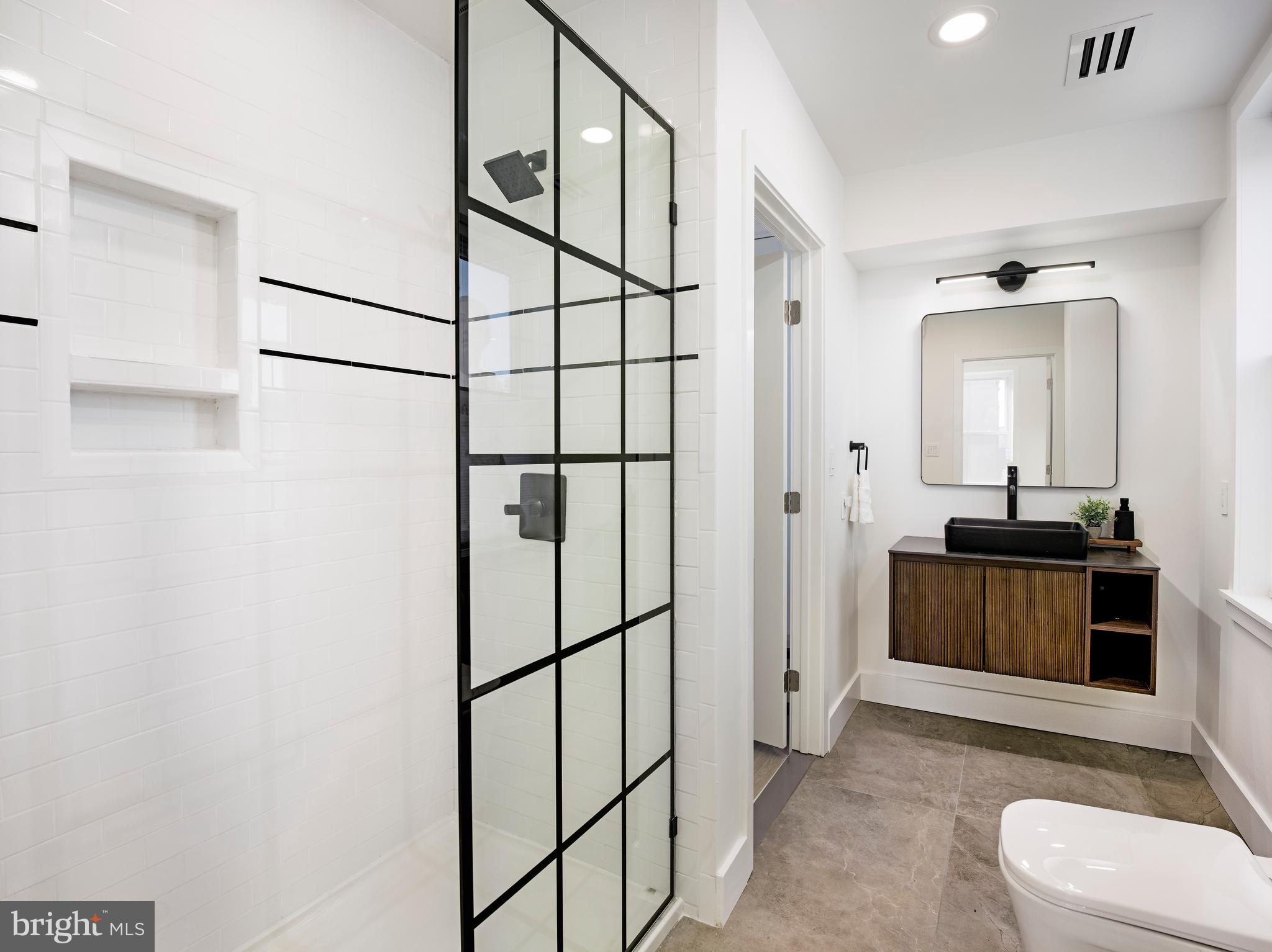 PASSYUNK SQUARE - Residential