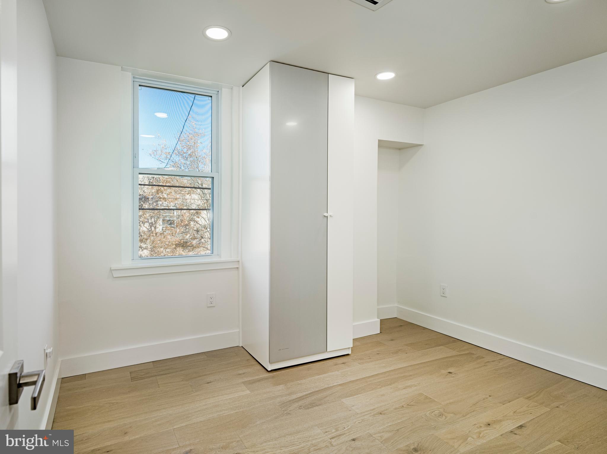 PASSYUNK SQUARE - Residential