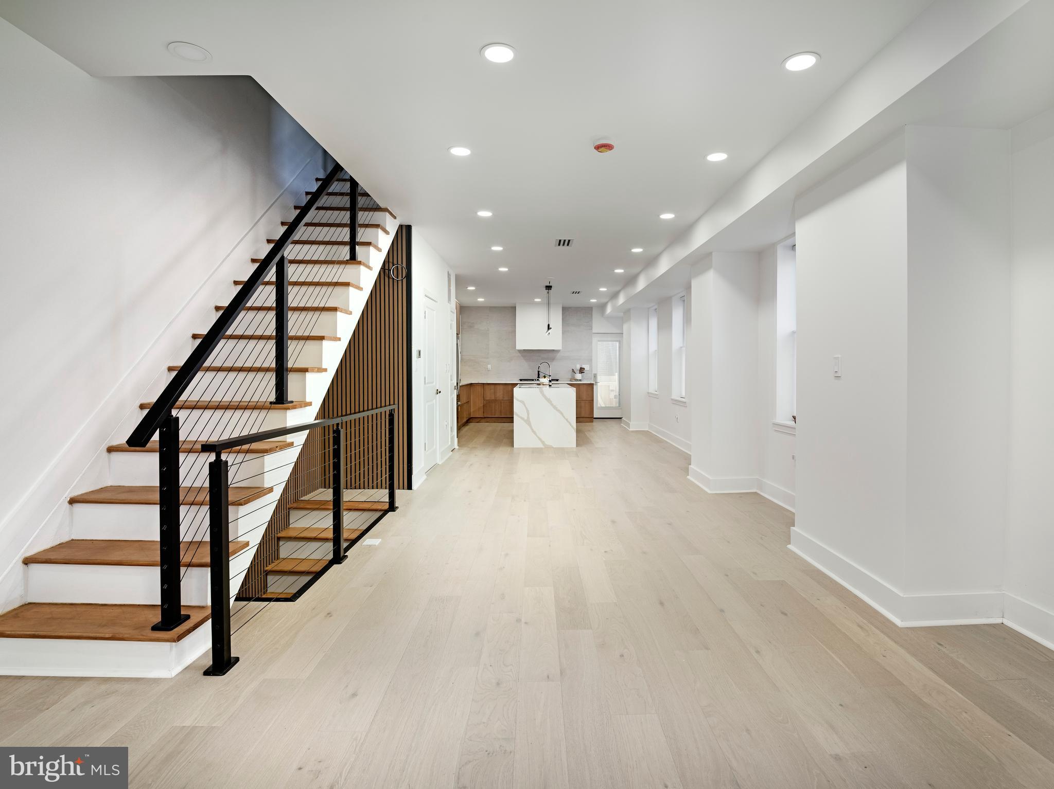 PASSYUNK SQUARE - Residential