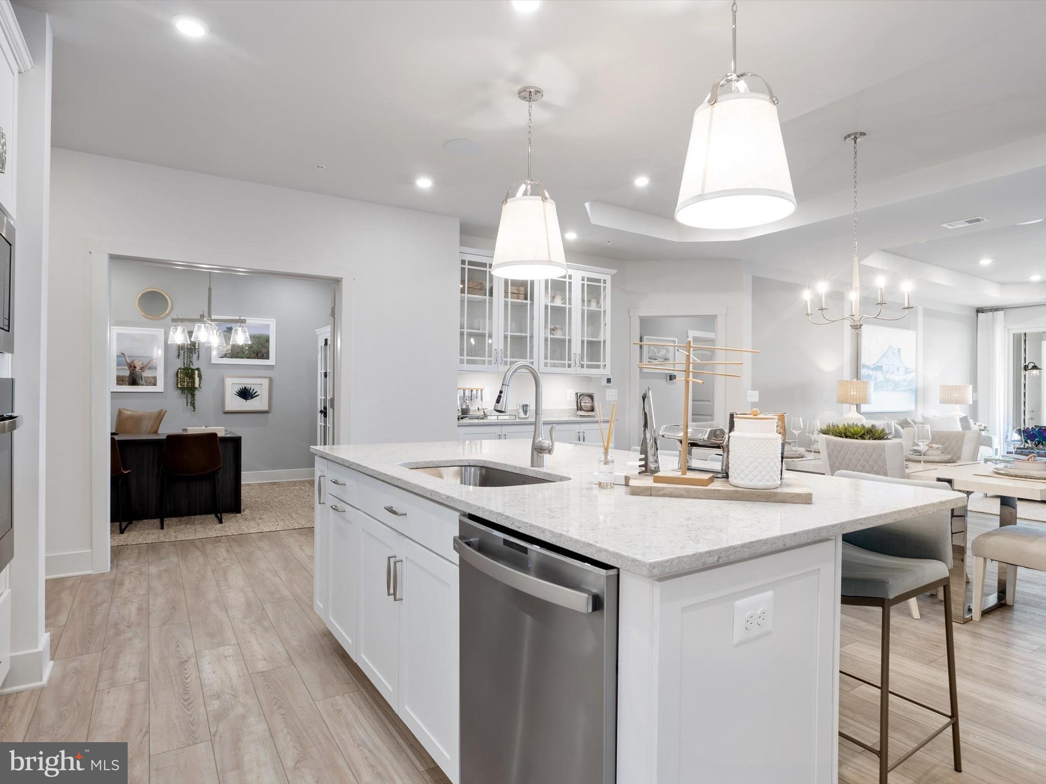 FOUR SEASONS AT KENT ISLAND - Residential