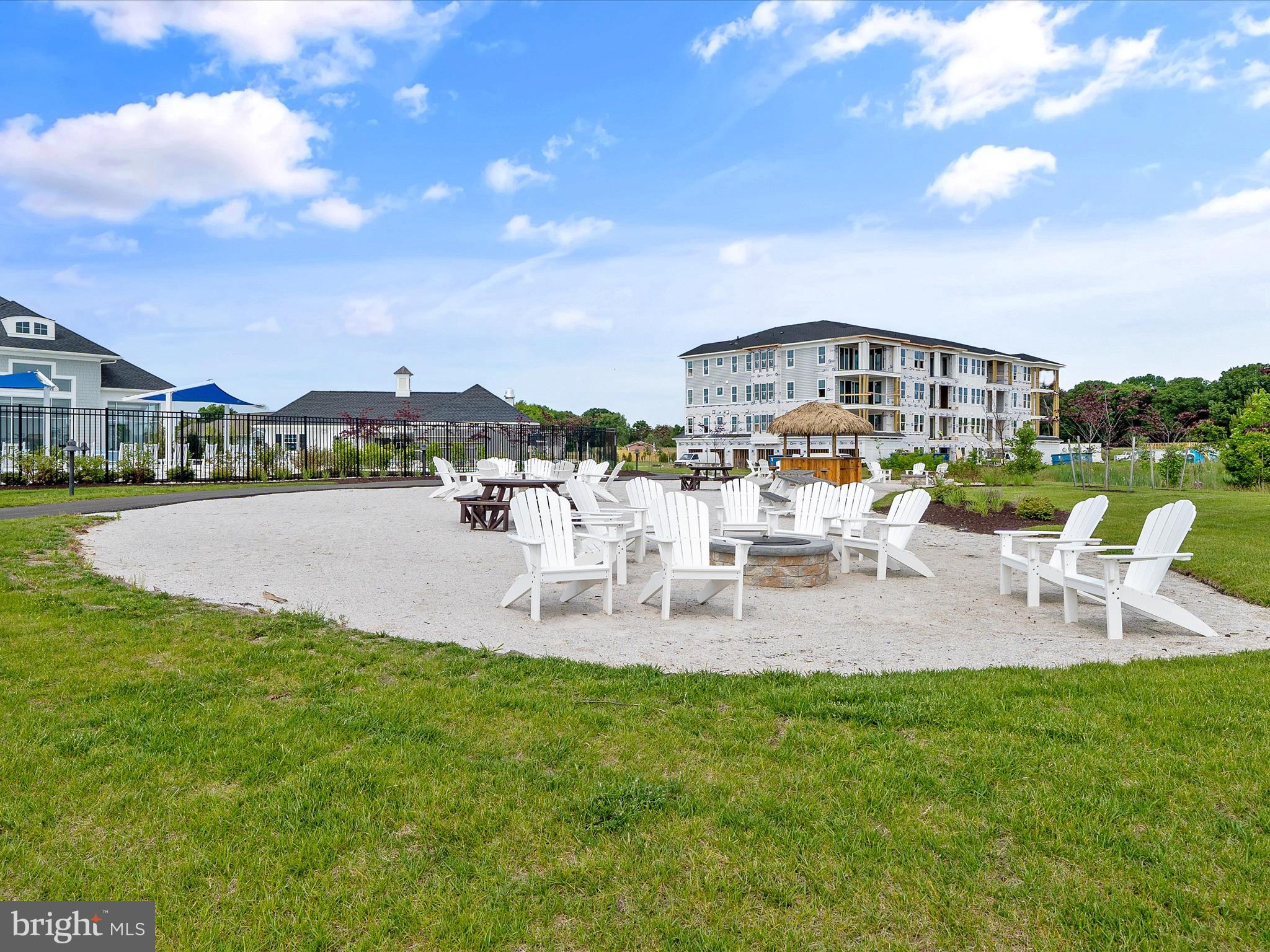 FOUR SEASONS AT KENT ISLAND - Residential