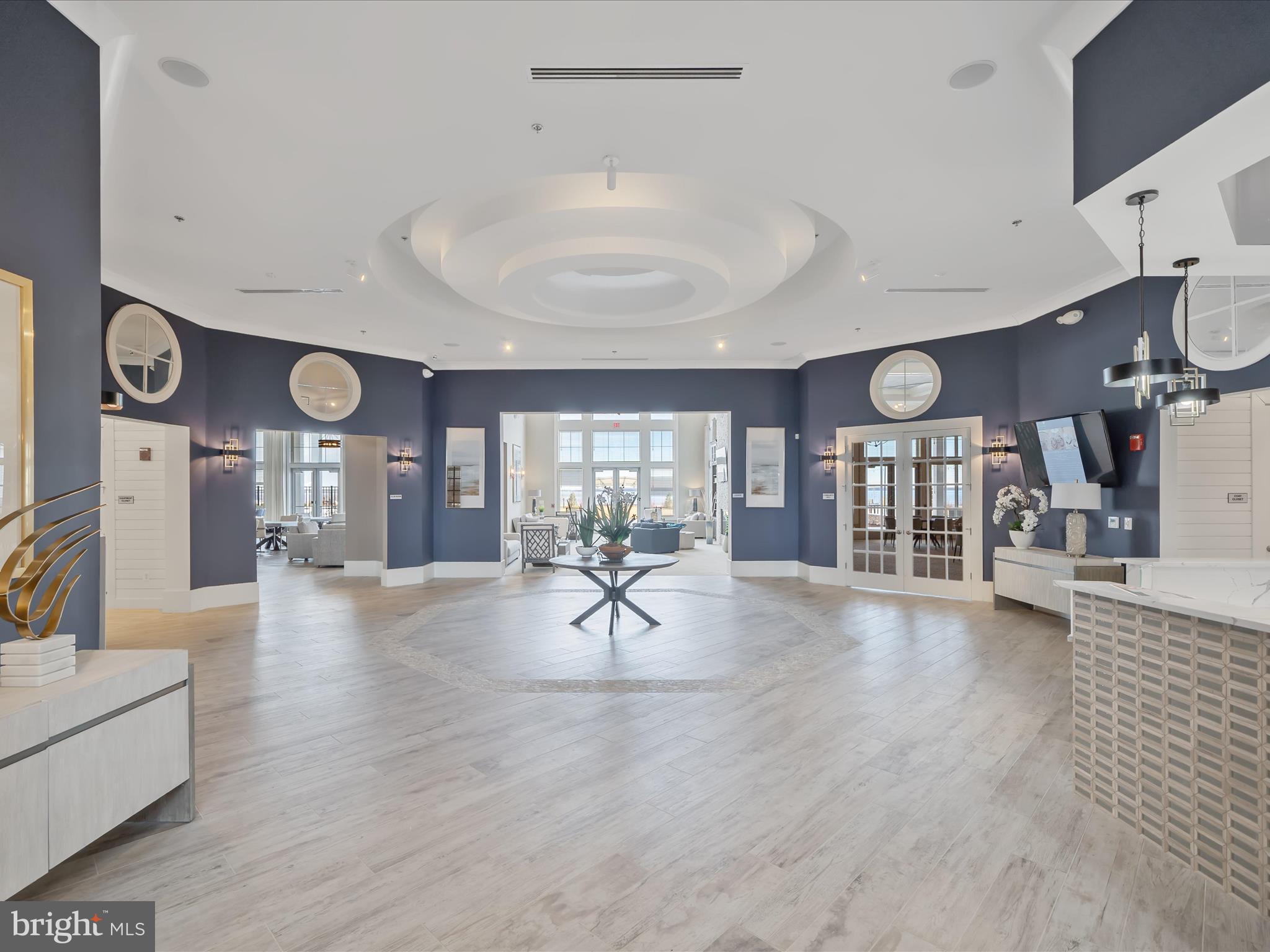 FOUR SEASONS AT KENT ISLAND - Residential