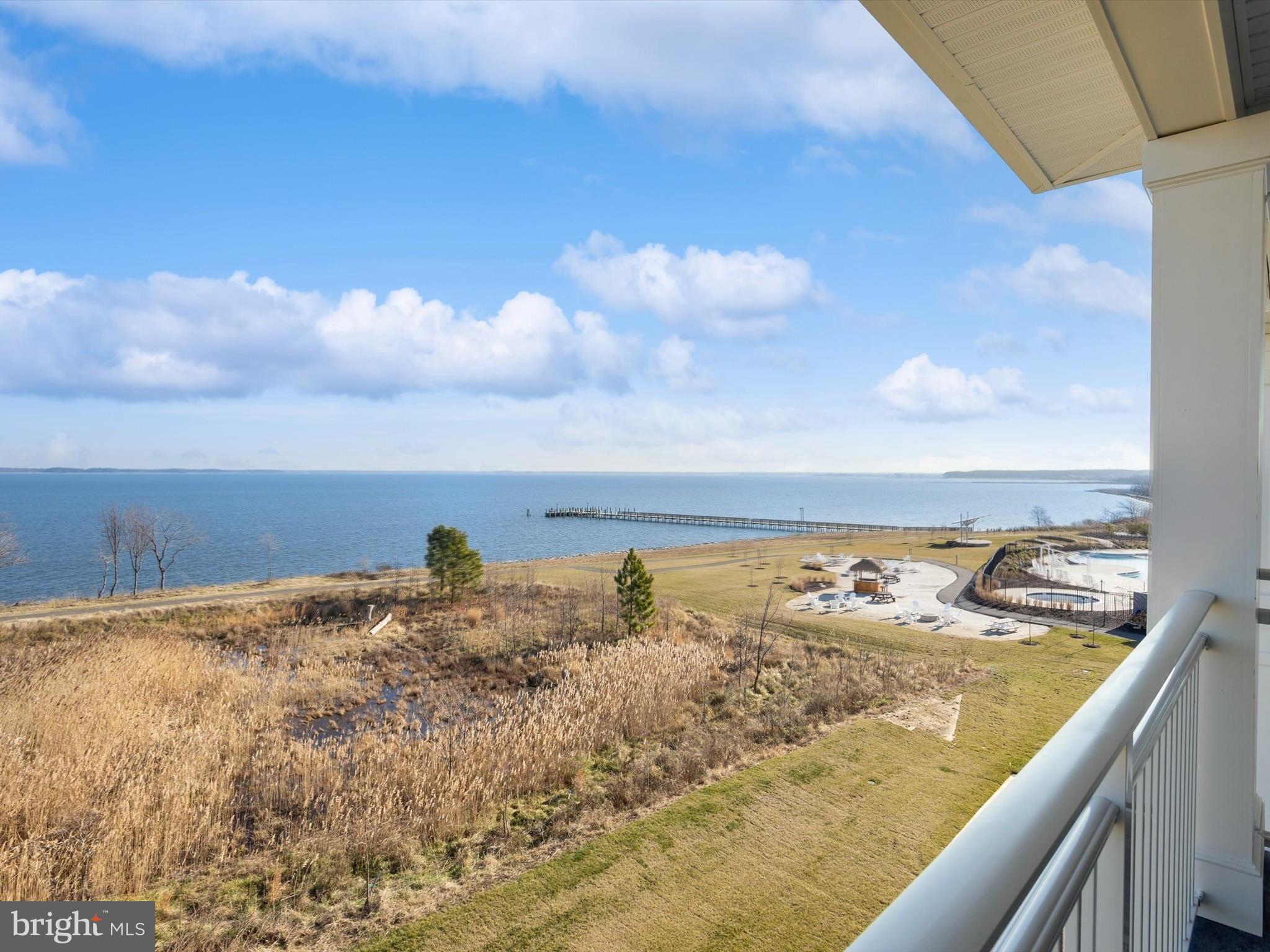 FOUR SEASONS AT KENT ISLAND - Residential