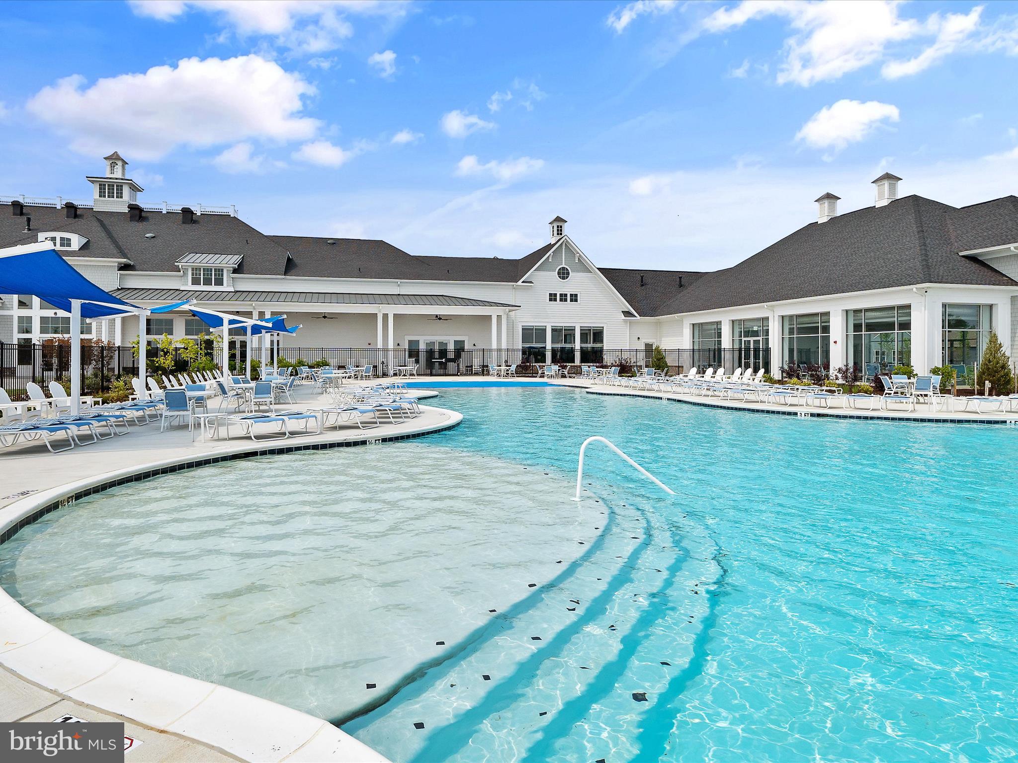 FOUR SEASONS AT KENT ISLAND - Residential