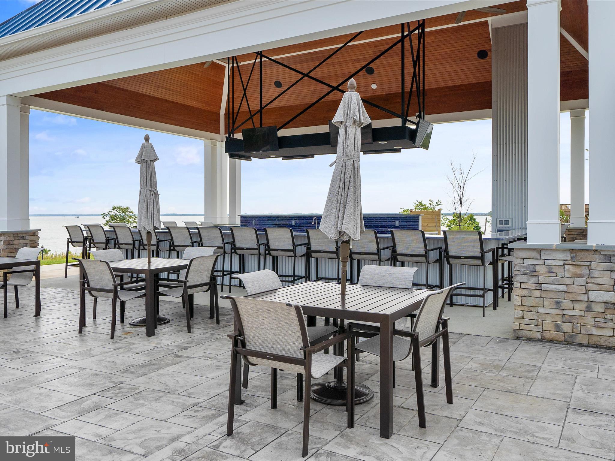 FOUR SEASONS AT KENT ISLAND - Residential