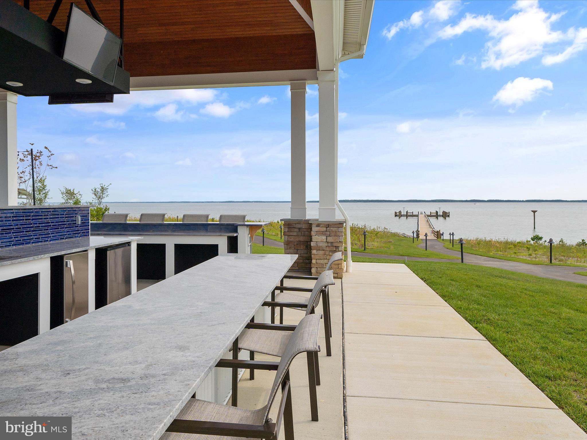 FOUR SEASONS AT KENT ISLAND - Residential