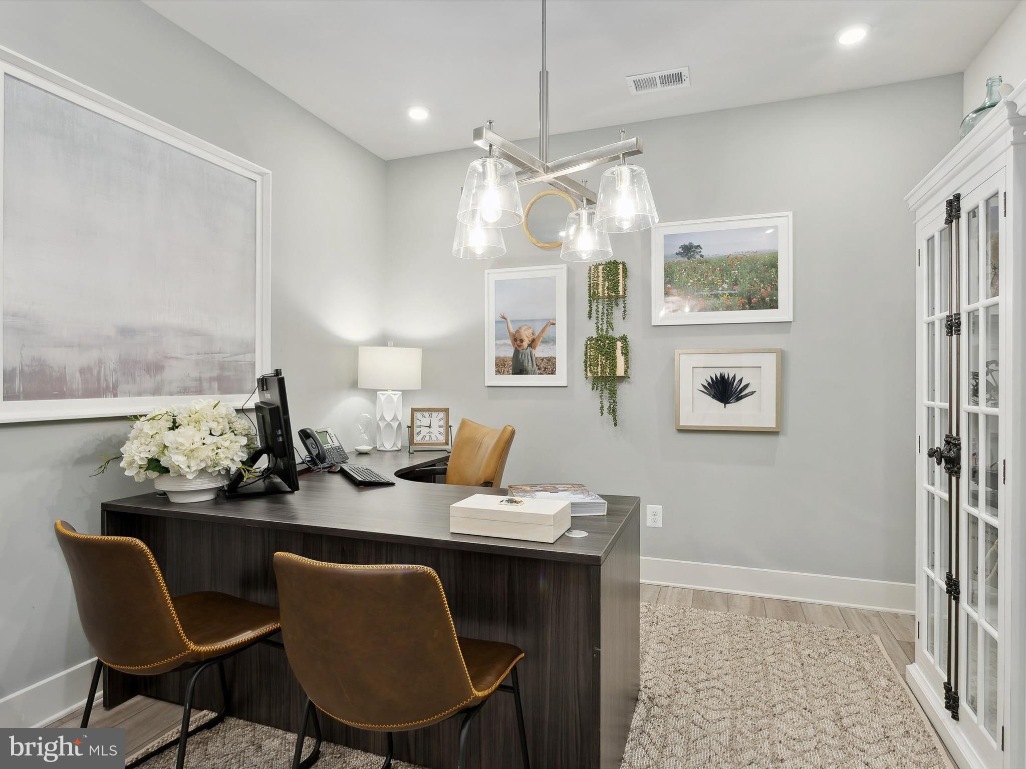 FOUR SEASONS AT KENT ISLAND - Residential