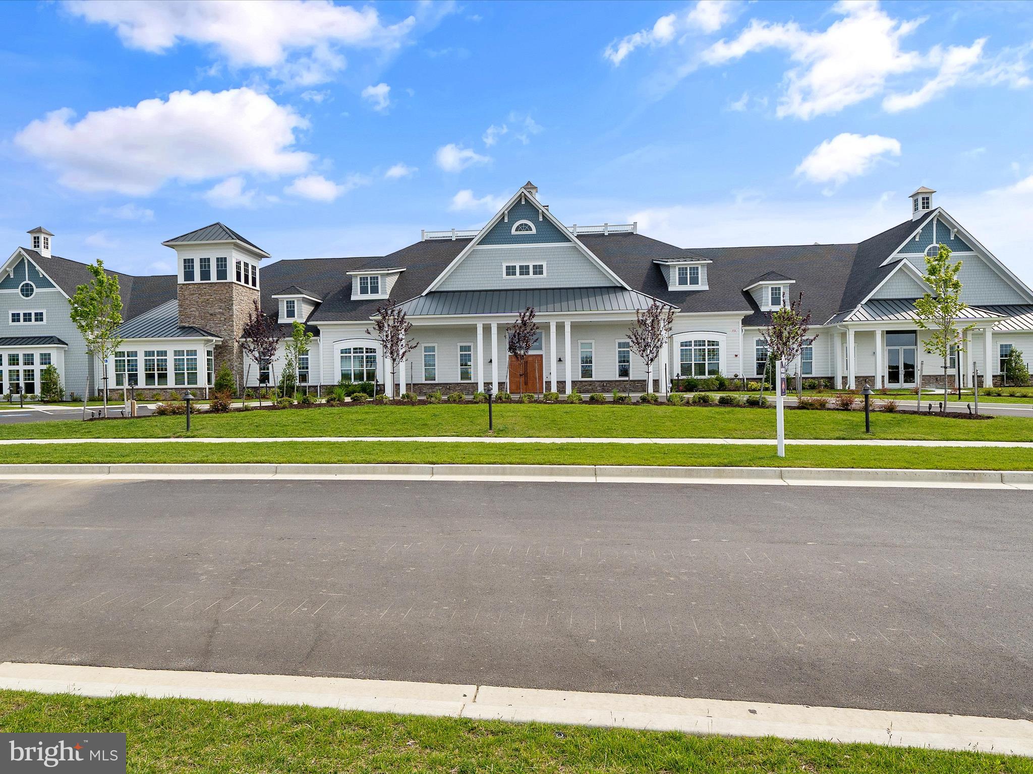 FOUR SEASONS AT KENT ISLAND - Residential