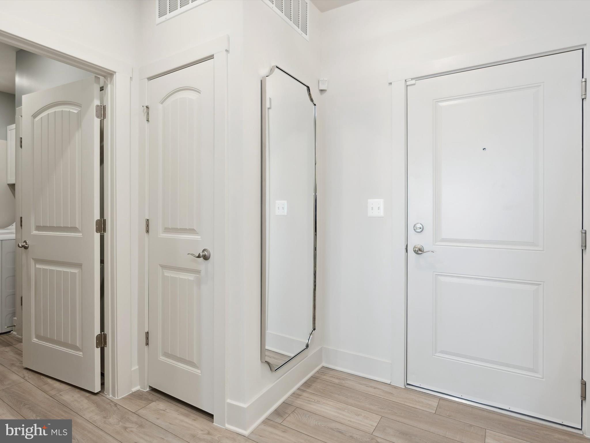 FOUR SEASONS AT KENT ISLAND - Residential