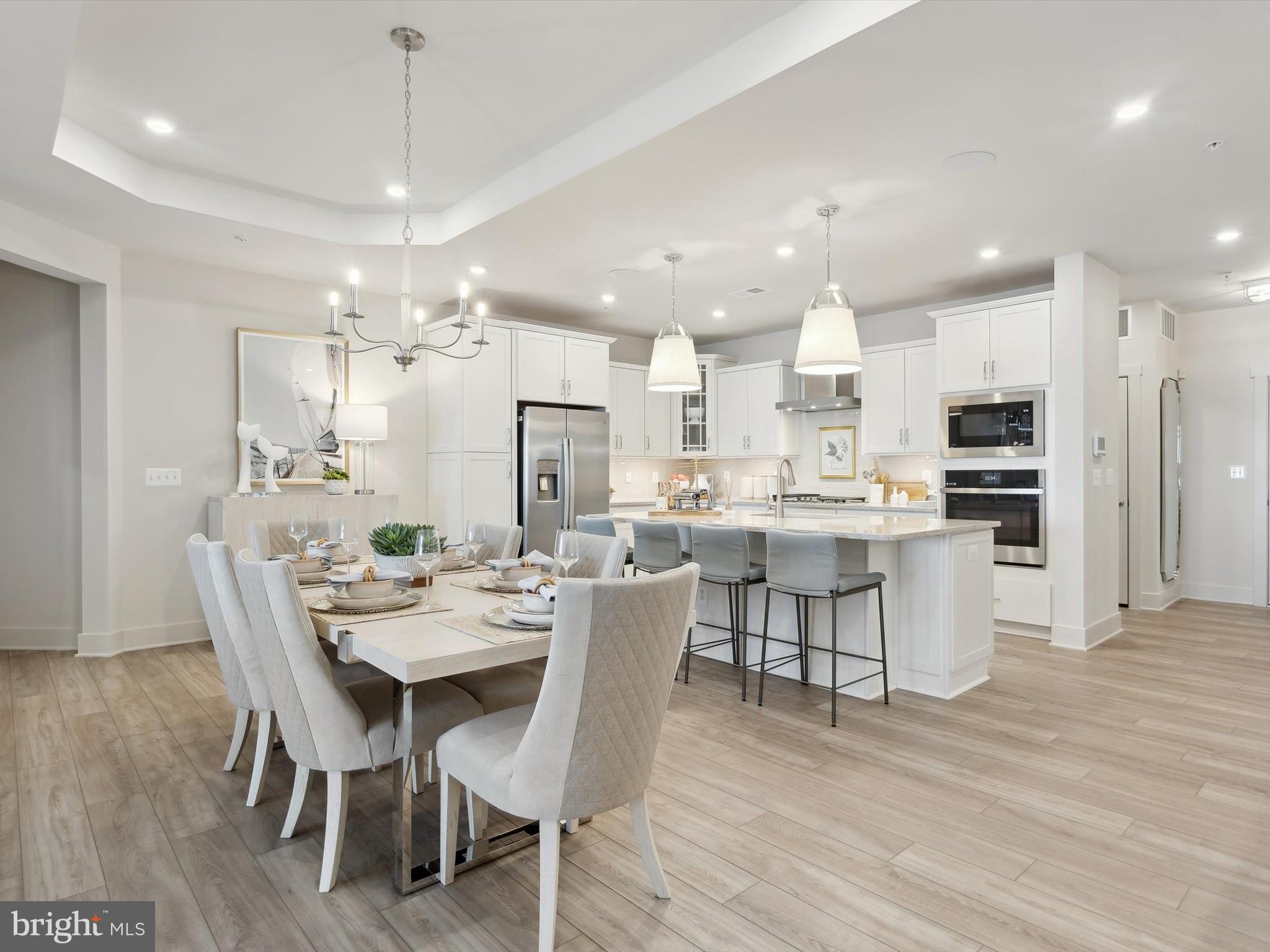 FOUR SEASONS AT KENT ISLAND - Residential