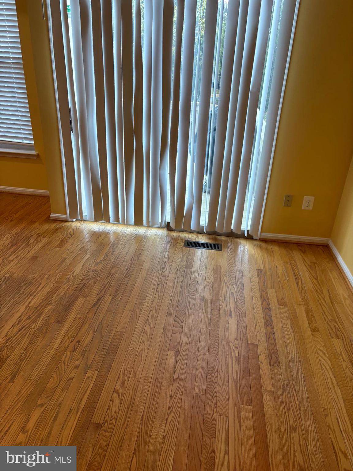 RIDGEFIELD - Residential Lease