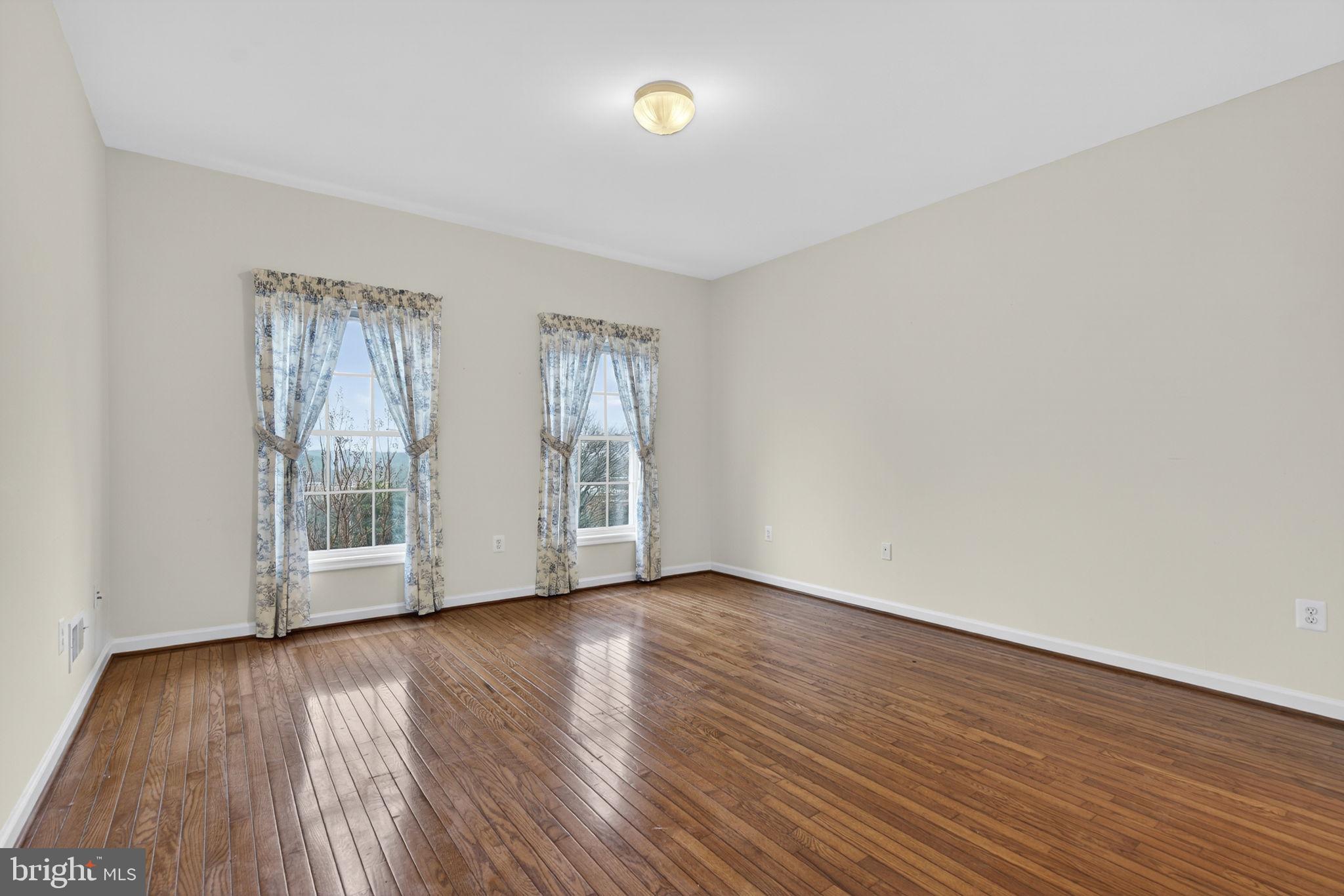 NORTH ROCK - Residential