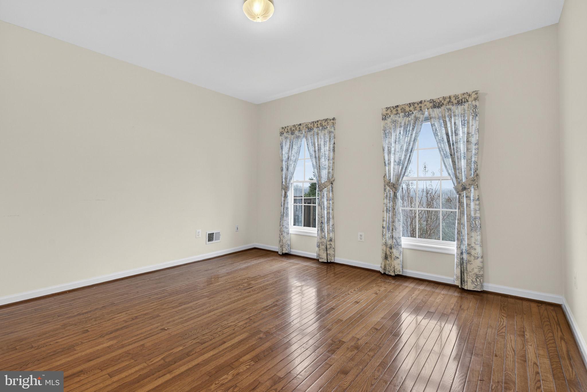 NORTH ROCK - Residential