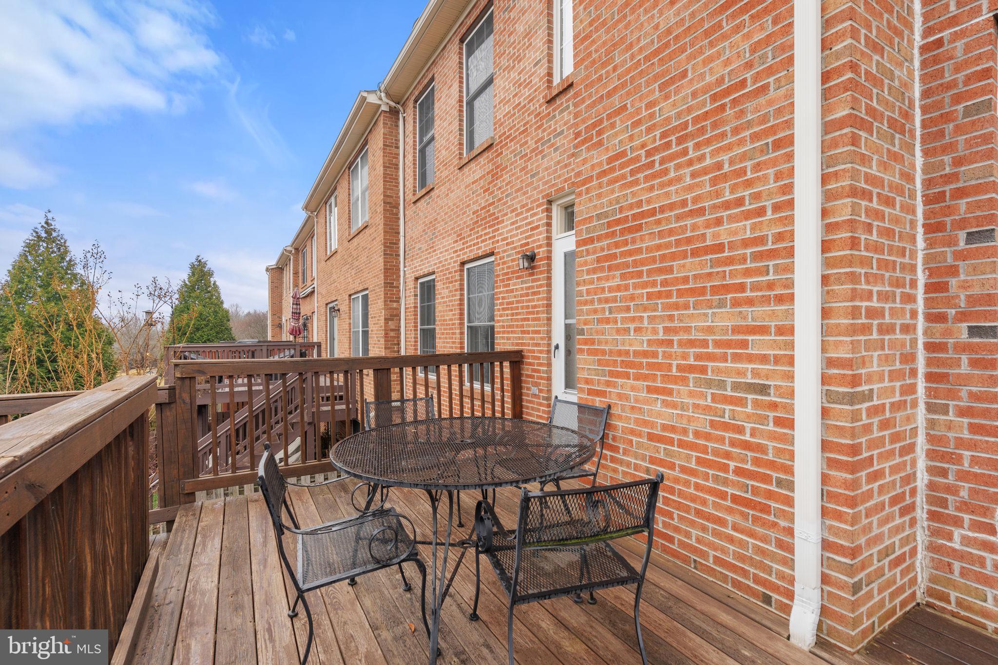 NORTH ROCK - Residential