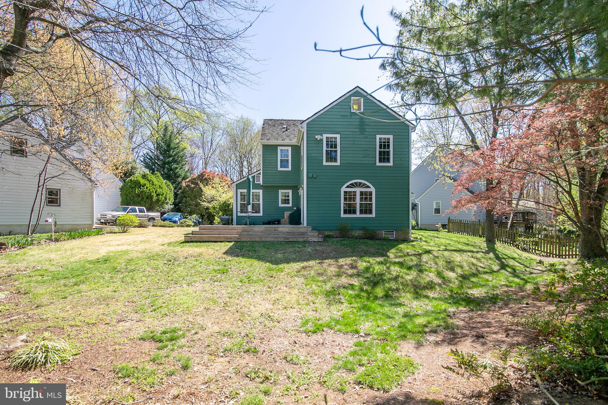 MONTCLAIR/COUNTRY CLUB - Residential