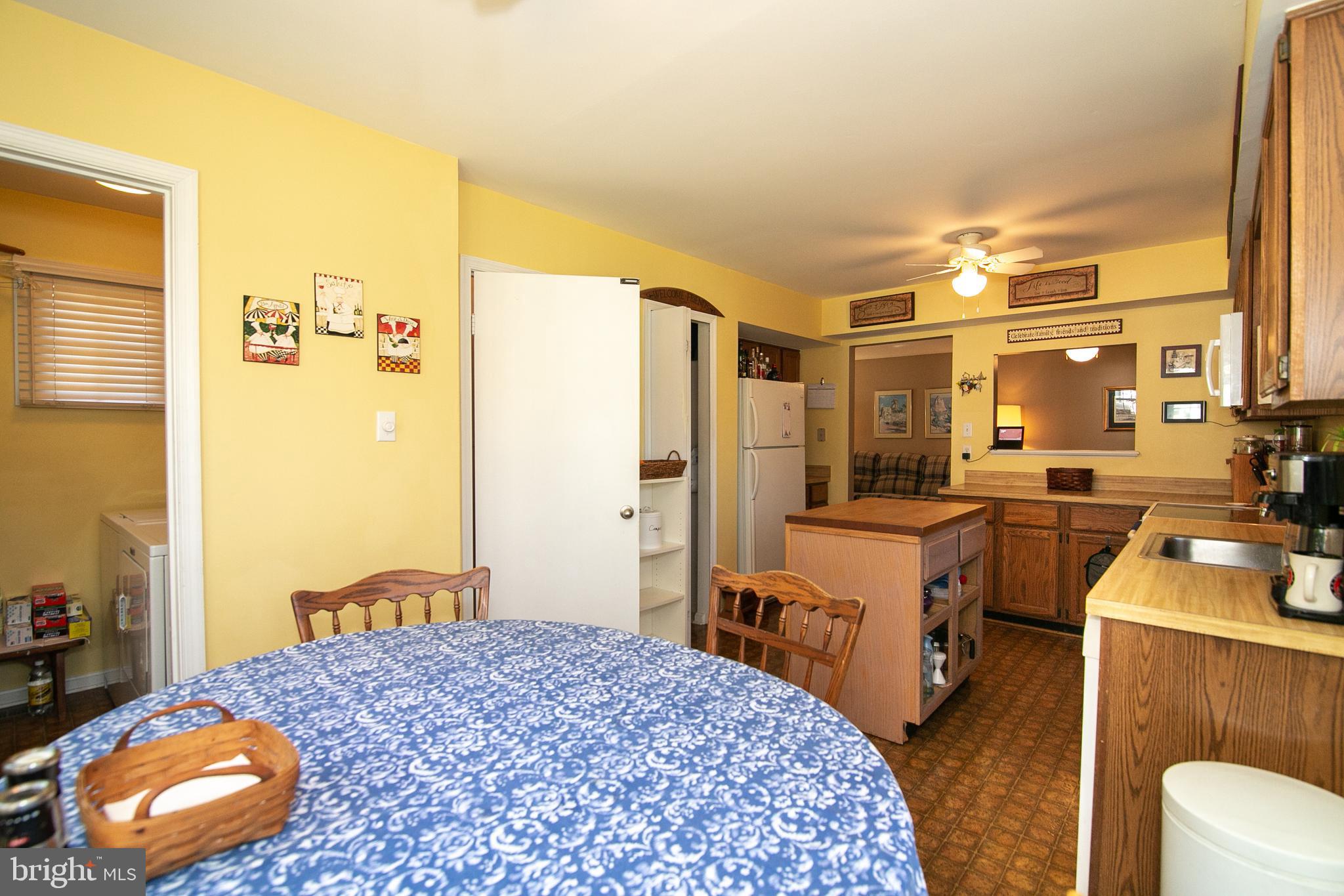 MONTCLAIR/COUNTRY CLUB - Residential