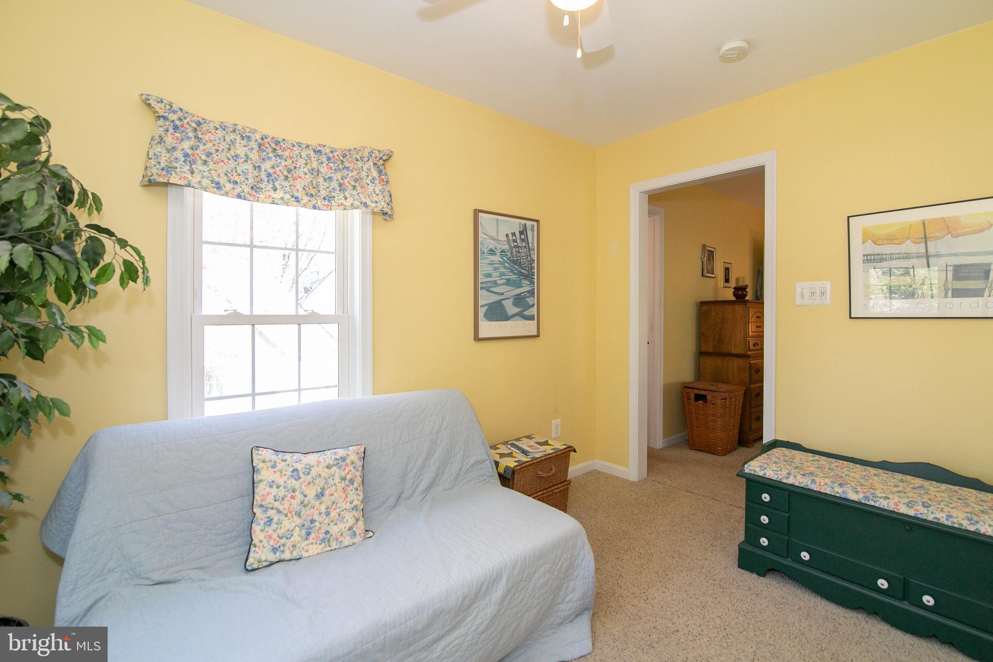 MONTCLAIR/COUNTRY CLUB - Residential