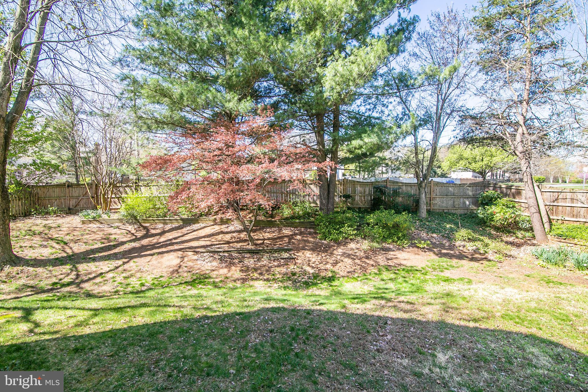 MONTCLAIR/COUNTRY CLUB - Residential