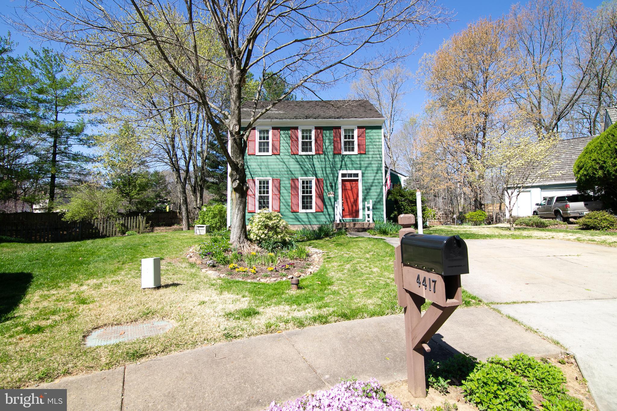MONTCLAIR/COUNTRY CLUB - Residential