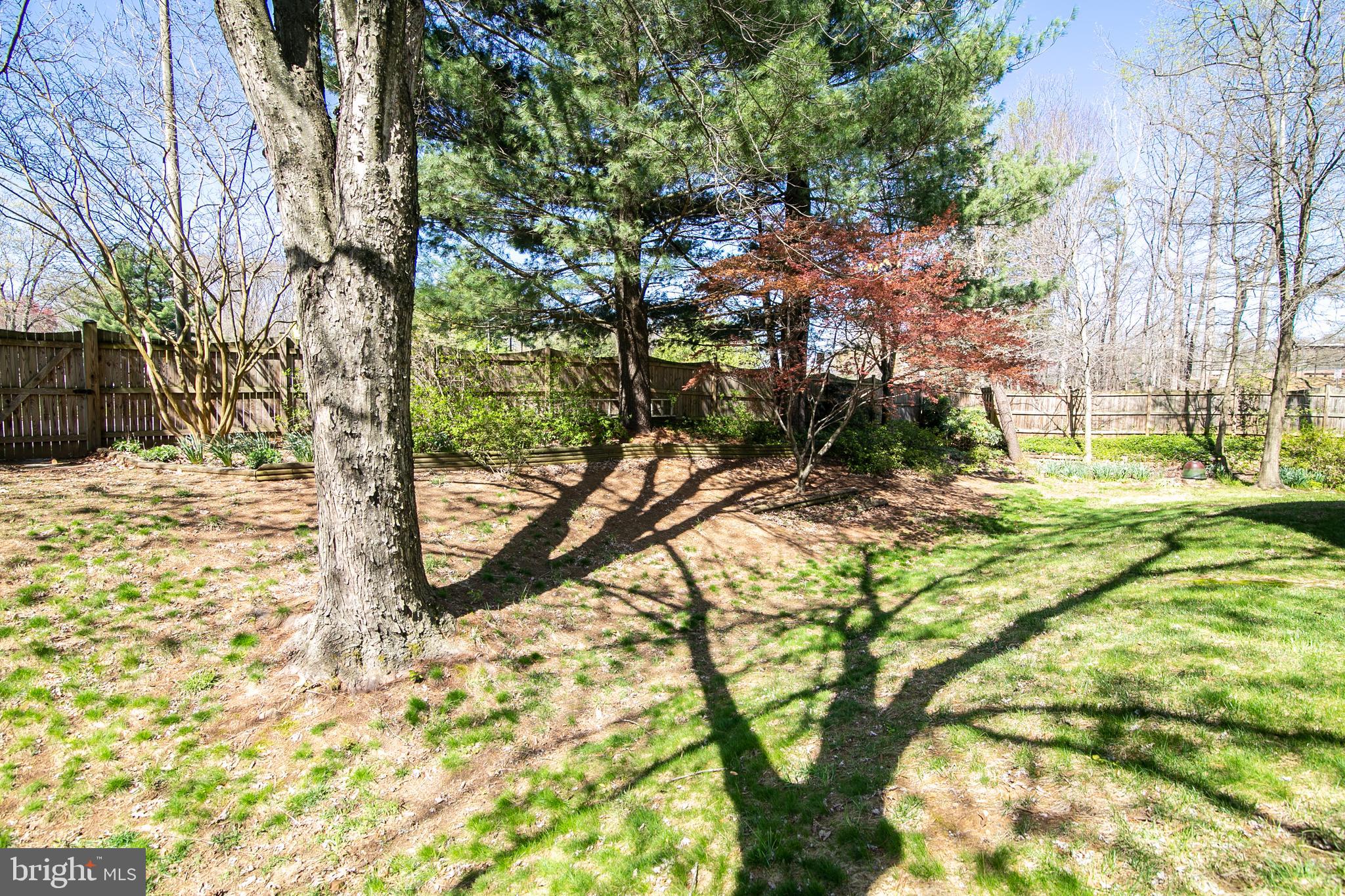 MONTCLAIR/COUNTRY CLUB - Residential