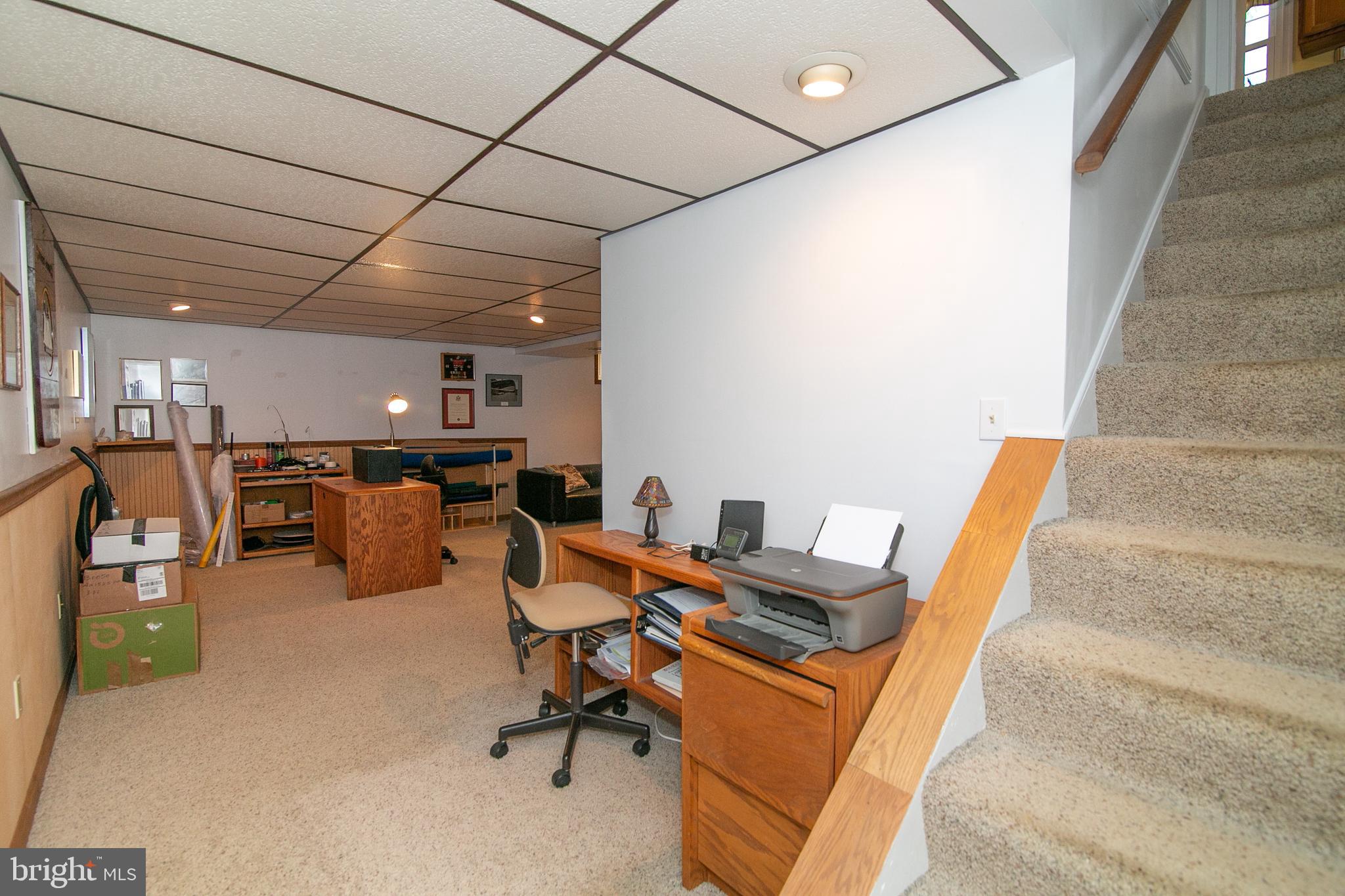 MONTCLAIR/COUNTRY CLUB - Residential