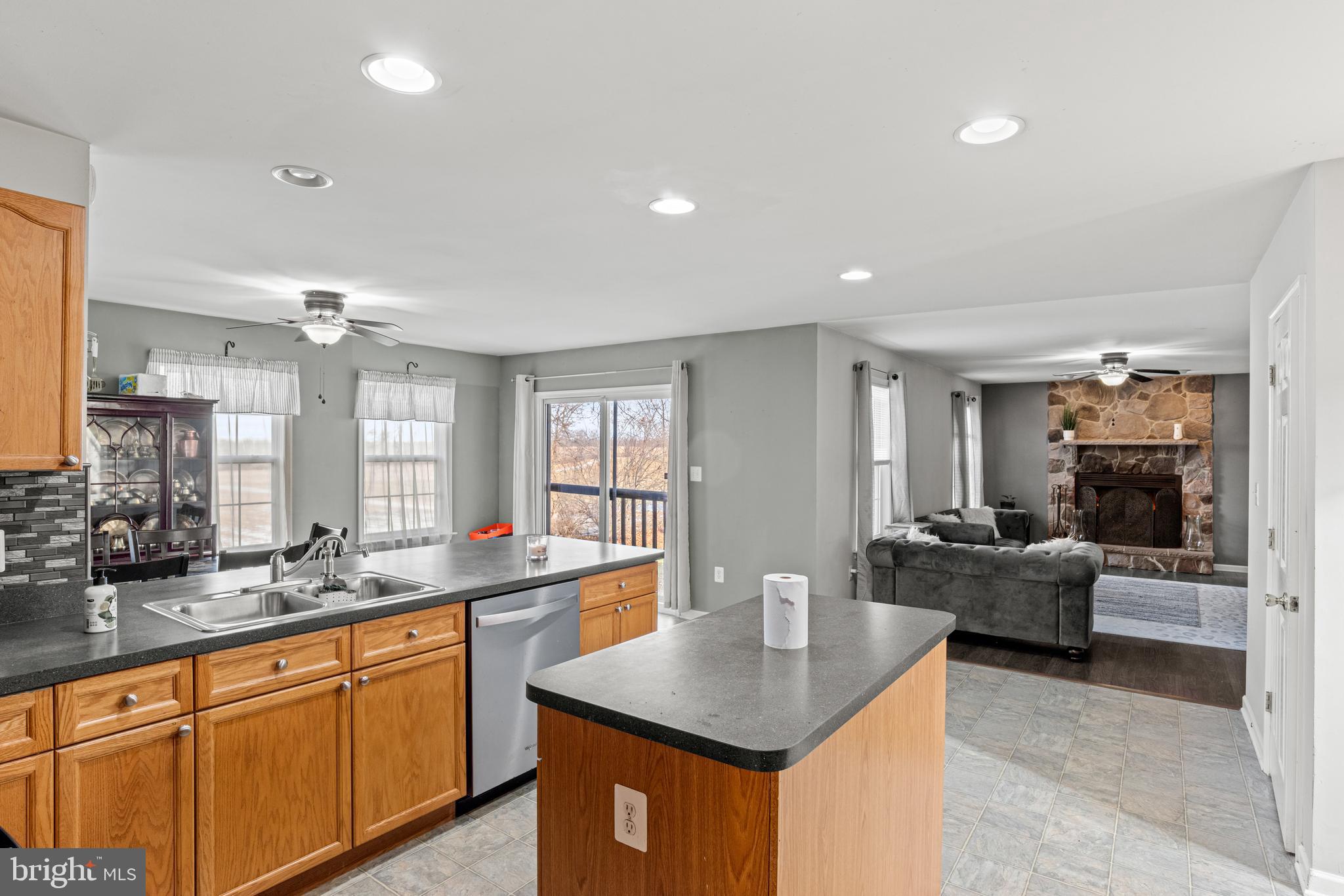 SADDLE RIDGE ESTATES - Residential