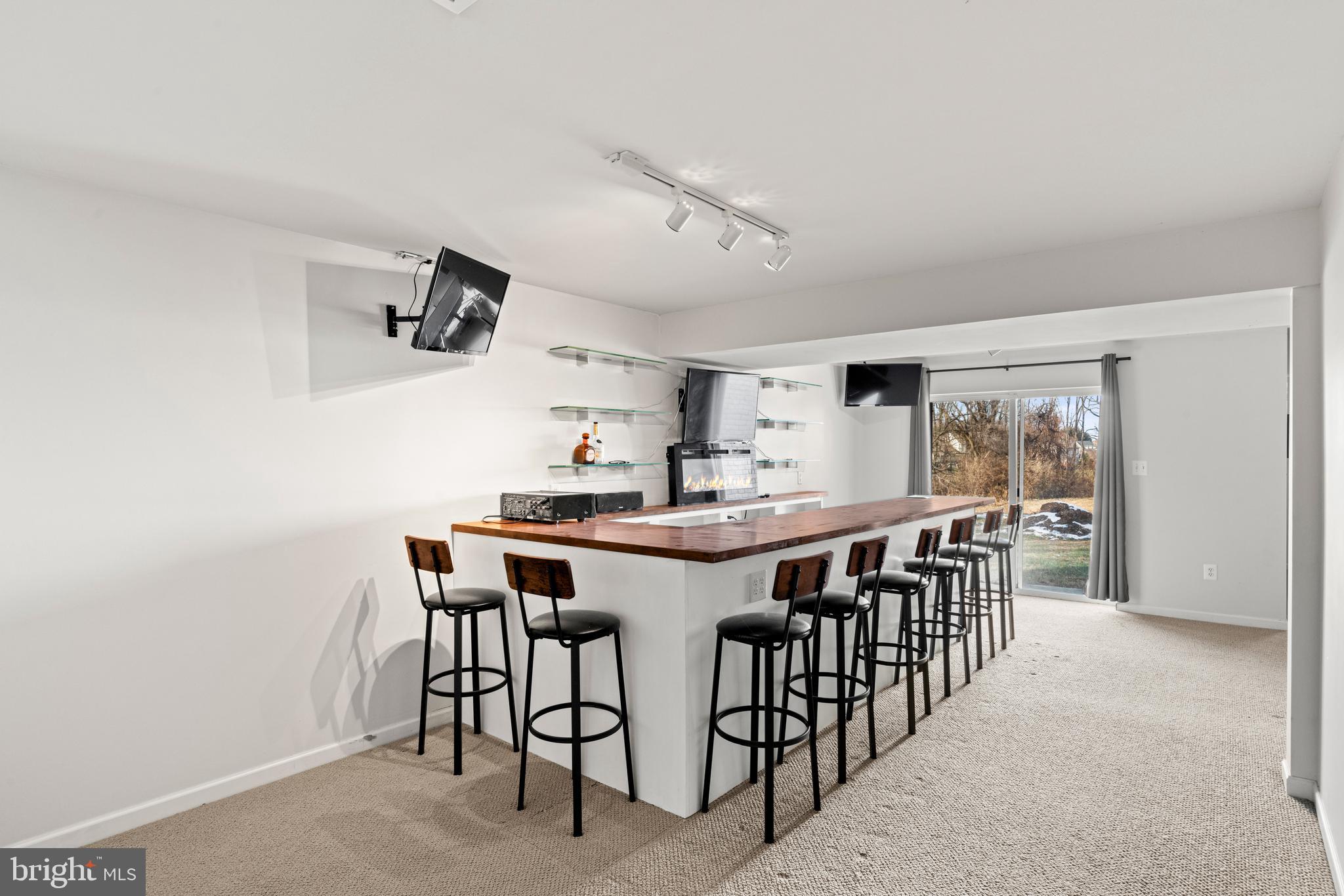 SADDLE RIDGE ESTATES - Residential