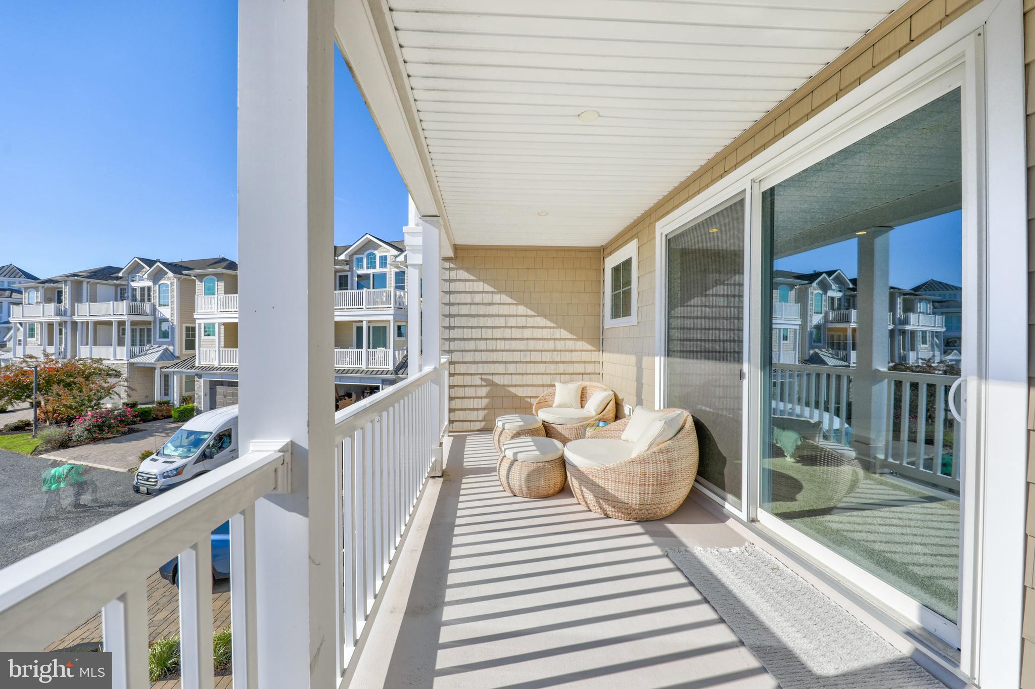 SEAPOINTE - Residential