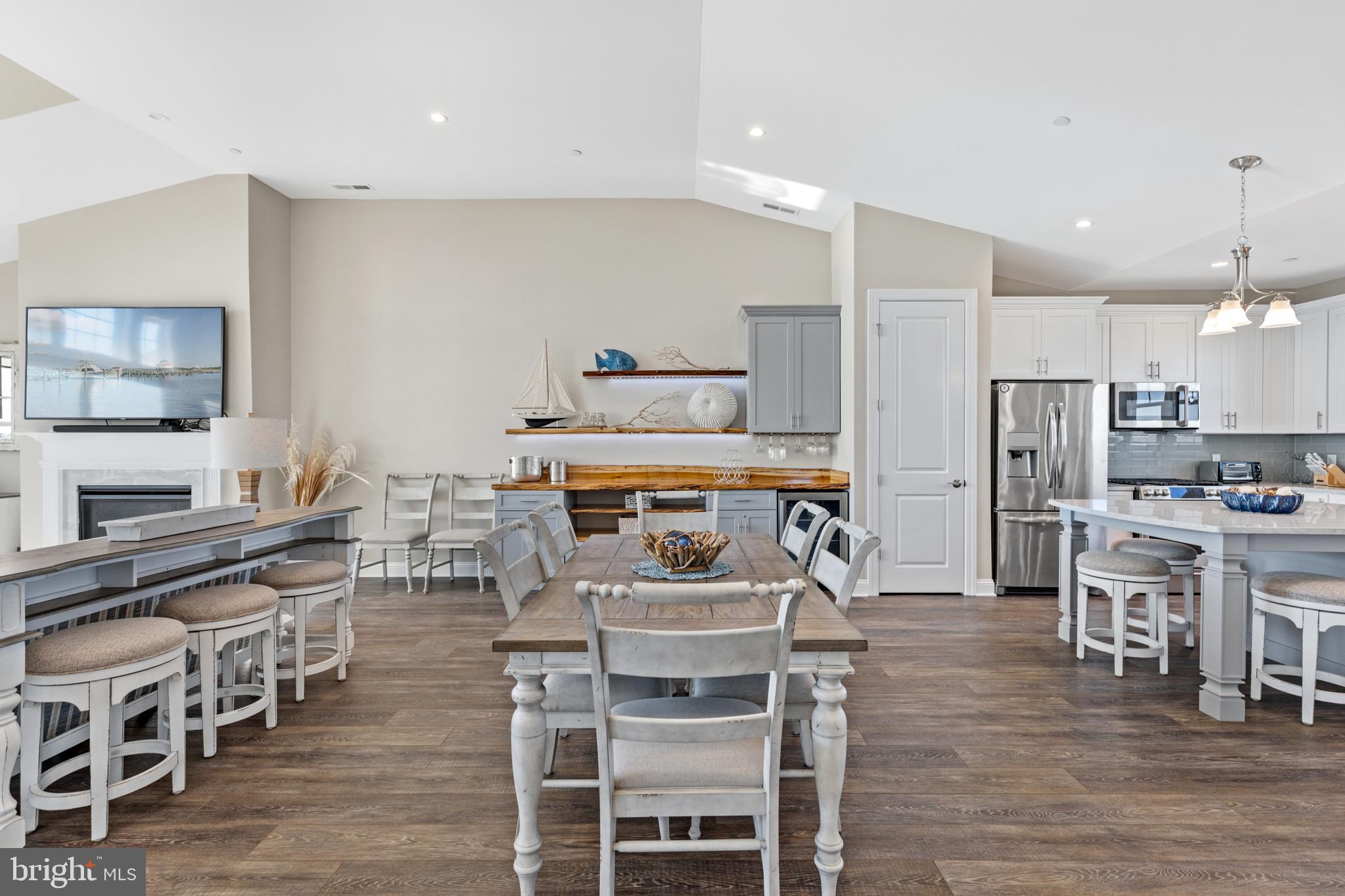 SEAPOINTE - Residential