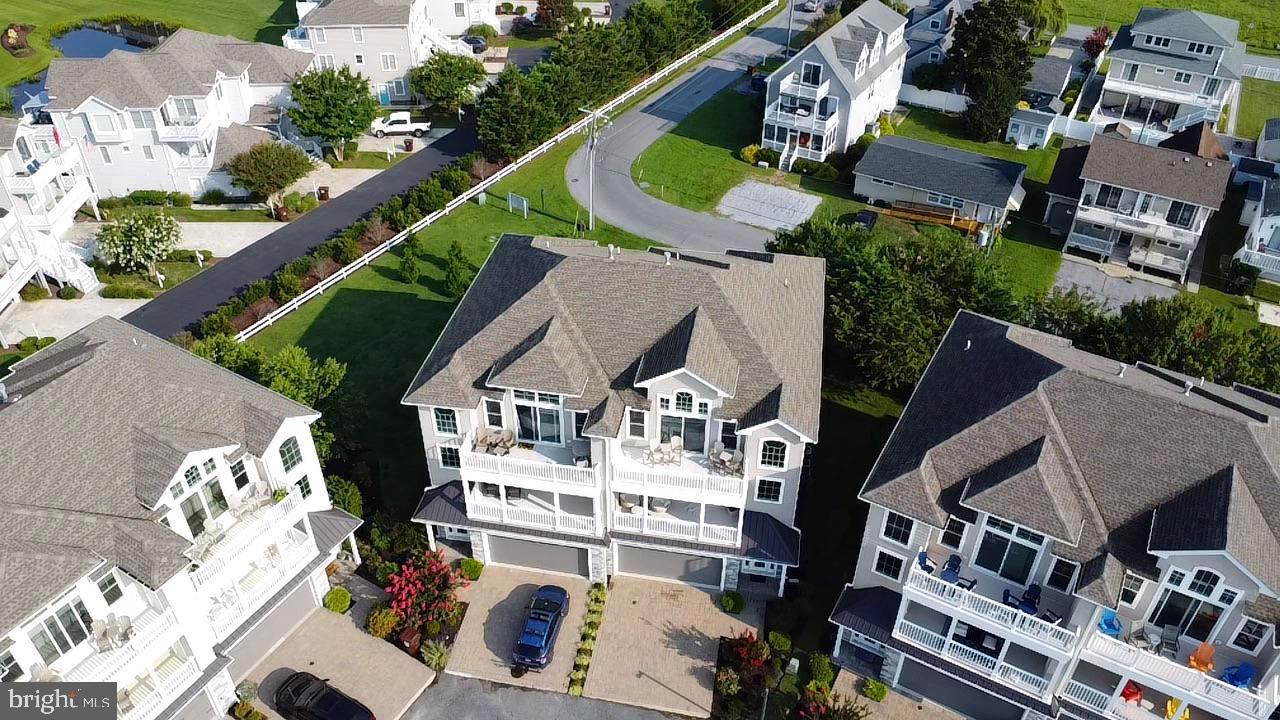 SEAPOINTE - Residential