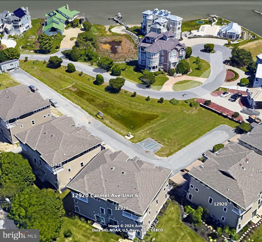 SEAPOINTE - Residential