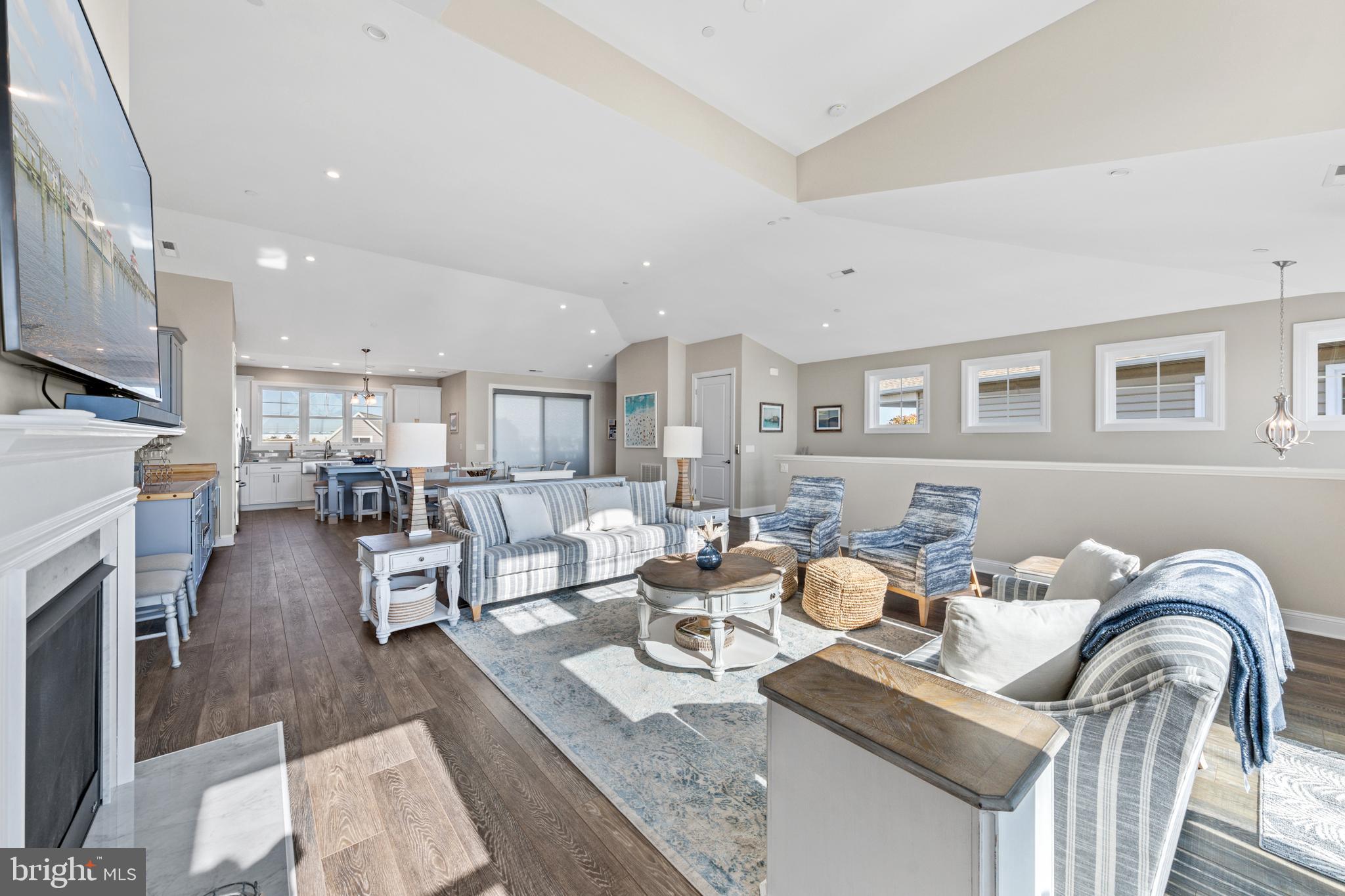 SEAPOINTE - Residential